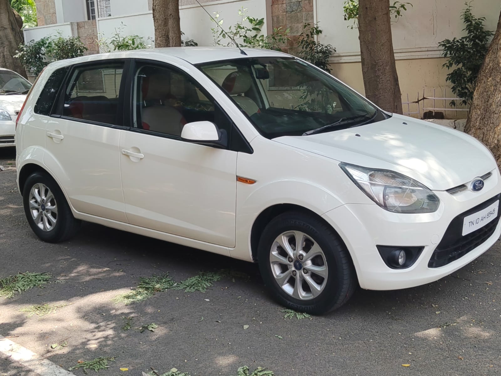 Ford Figo - Image 8