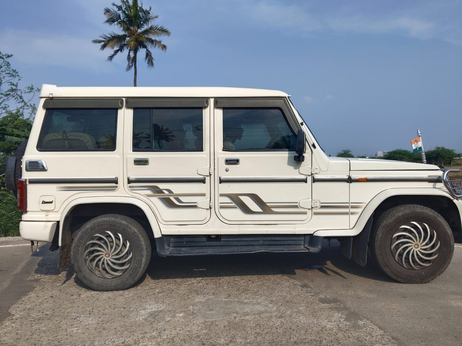 Mahindra Bolero - Image 3
