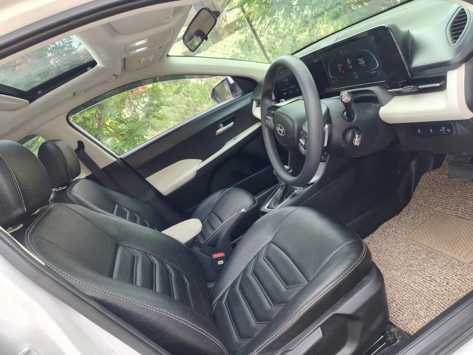 Hyundai Verna - Image 2