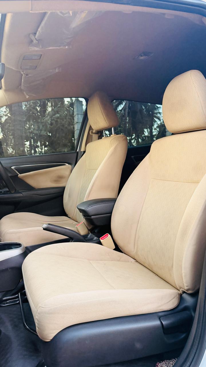 Honda Jazz - Image 8