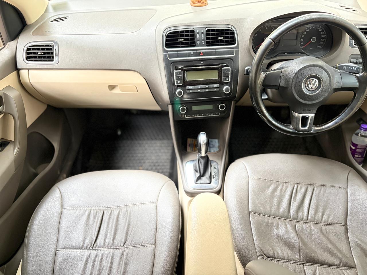 Volkswagen Vento - Image 2