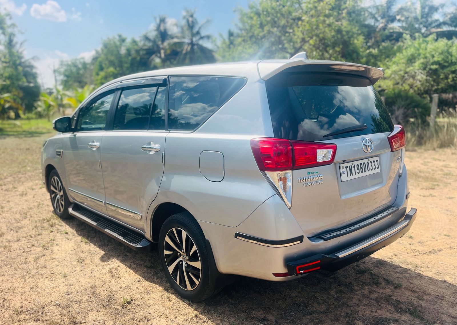 Toyota Innova Crysta - Image 3