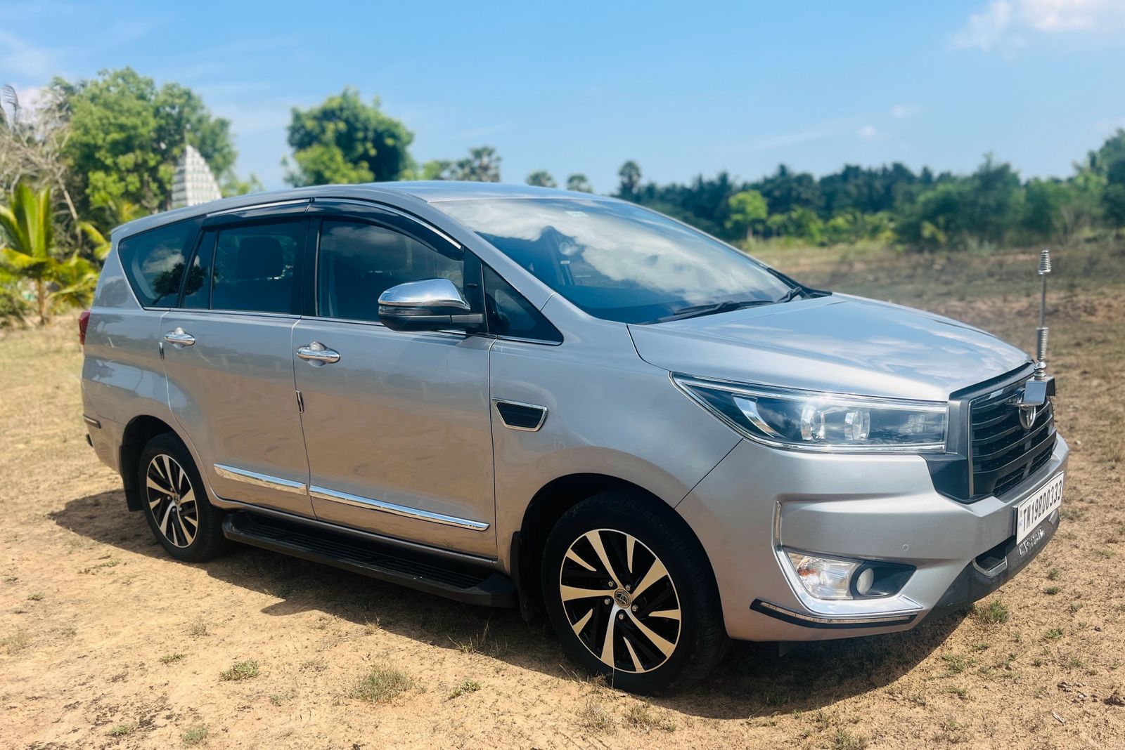 Toyota Innova Crysta - Image 4