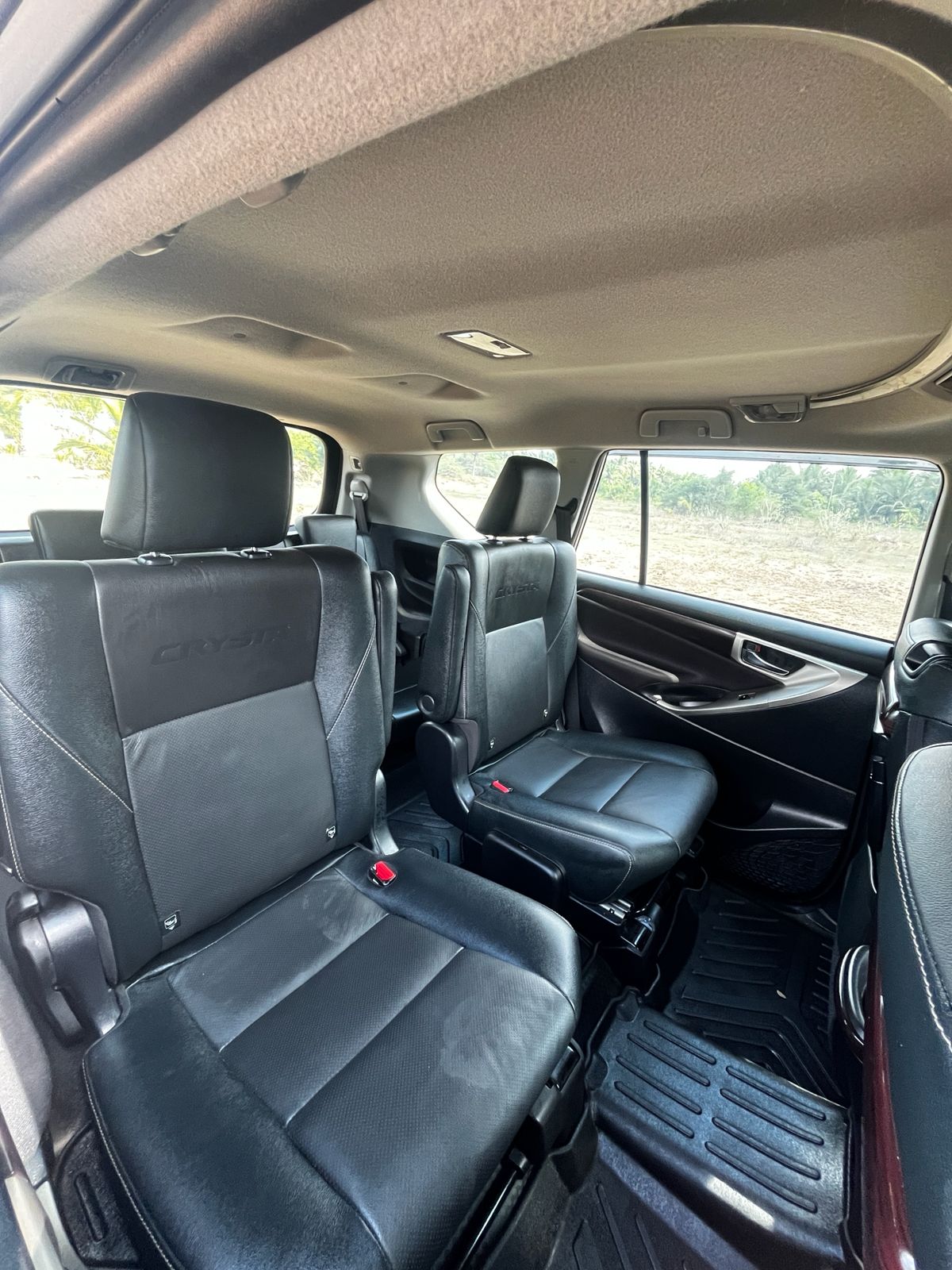 Toyota Innova Crysta - Image 2