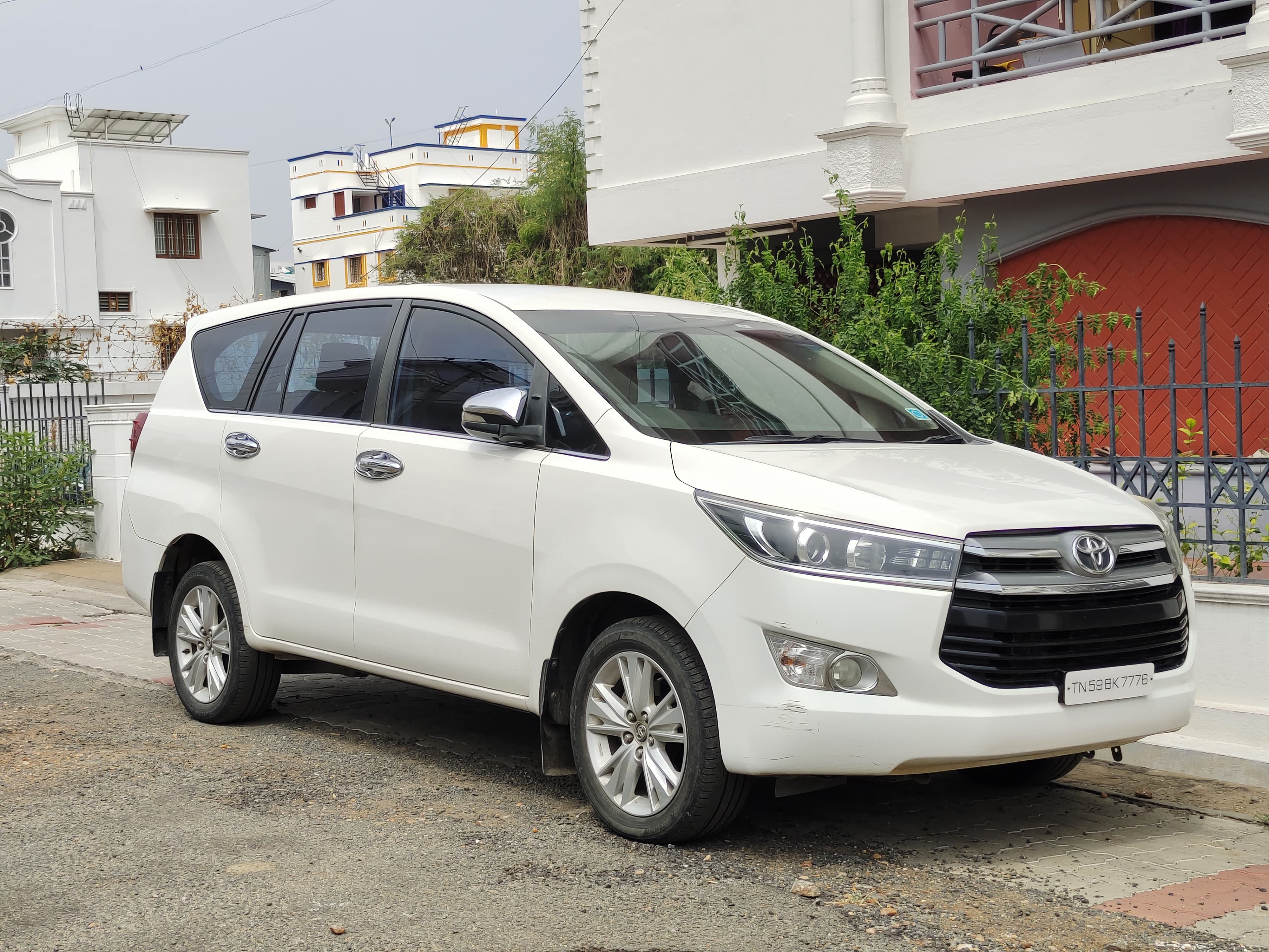 Toyota Innova Crysta - Image 2
