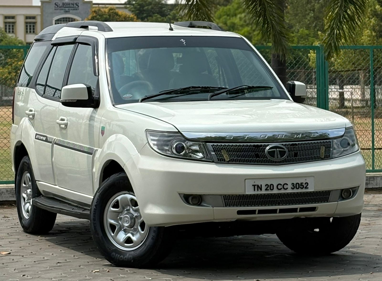 Tata Safari Storme - Image 8
