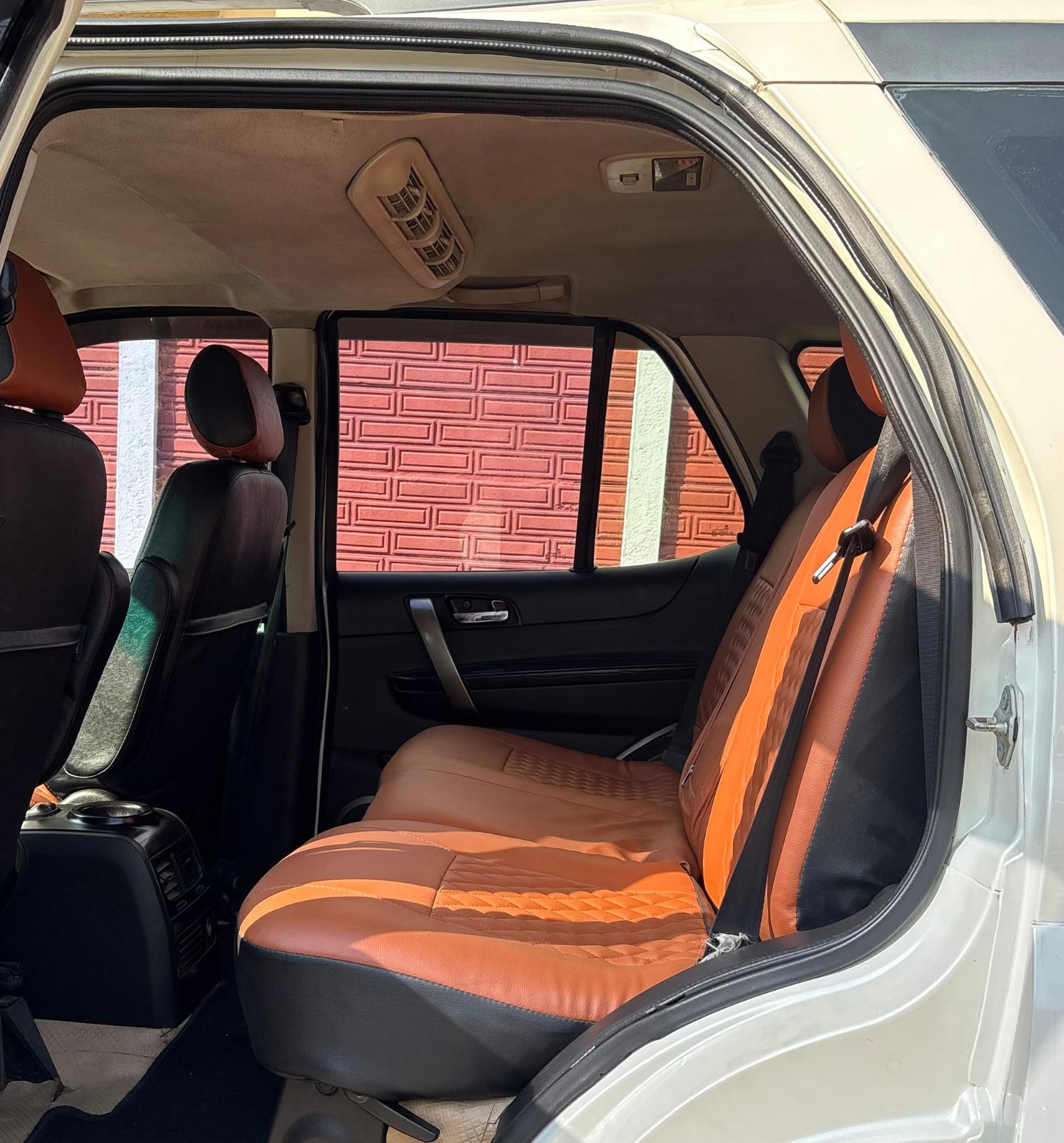 Tata Safari Storme - Image 9