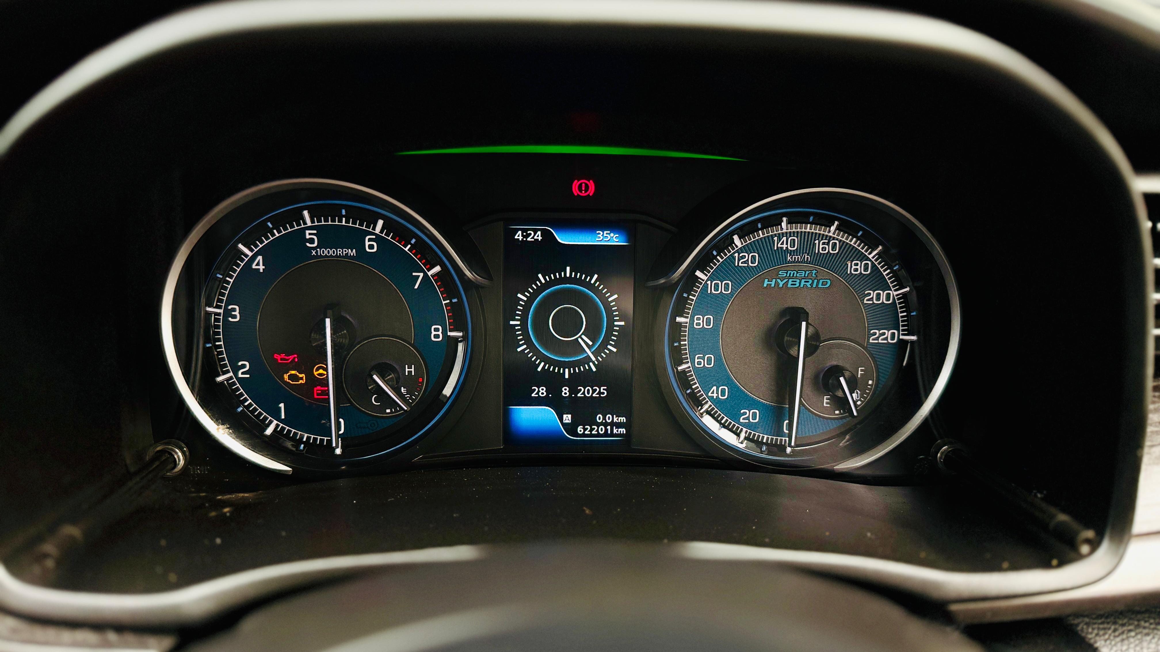 Maruti Suzuki XL6 - Image 8