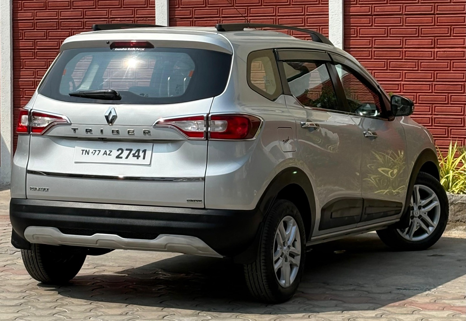 Renault Triber - Image 3