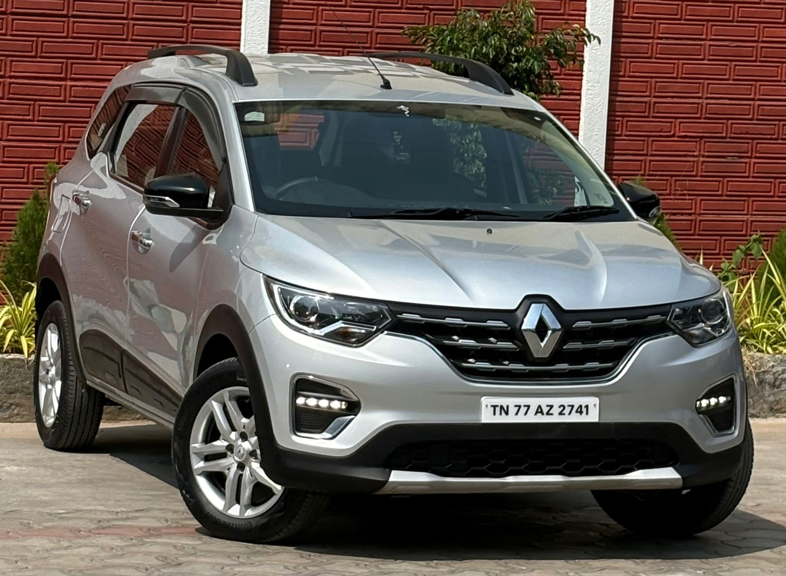 Renault Triber - Image 7