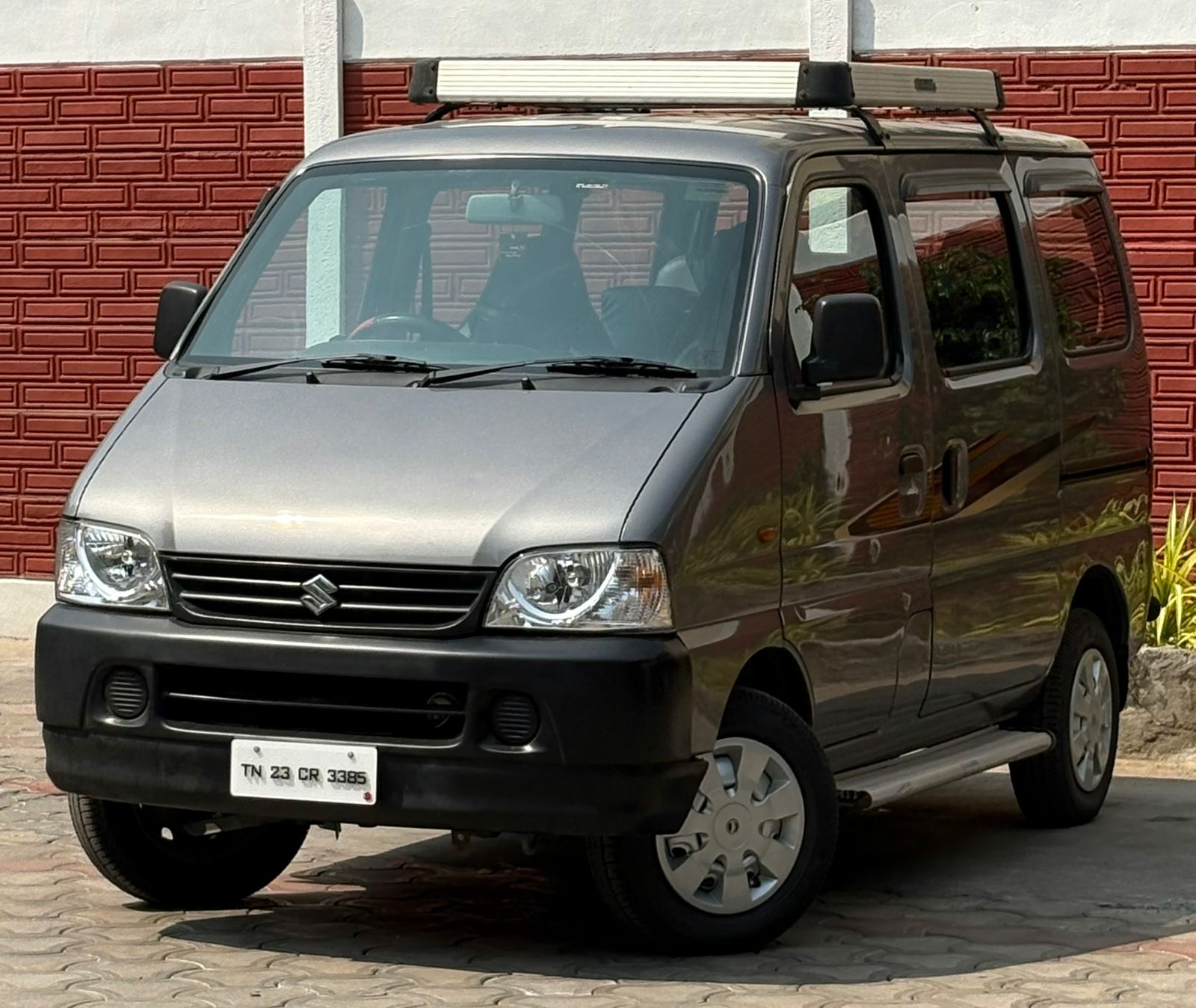 Maruti Suzuki Eeco - Image 7