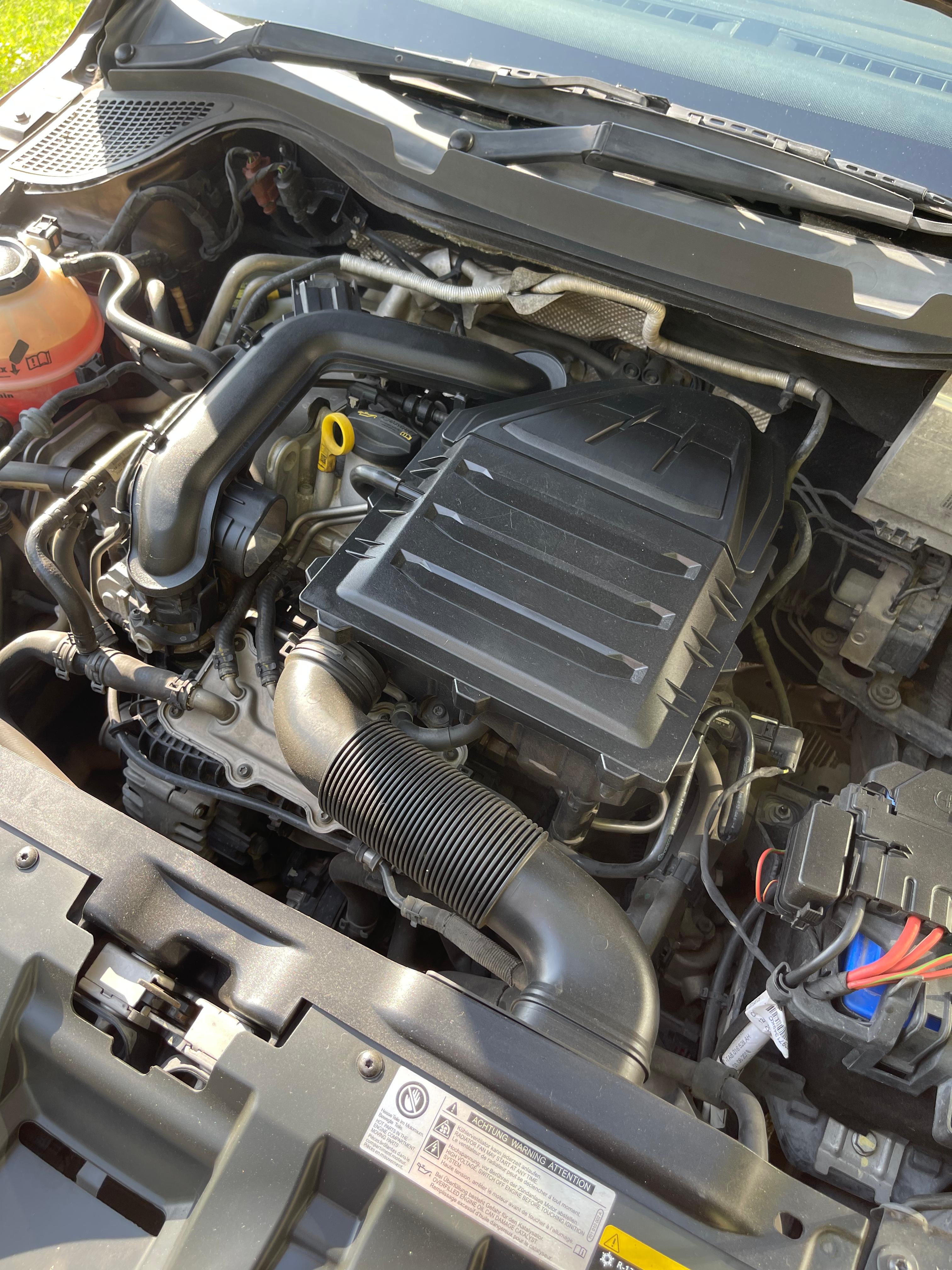 Skoda Rapid - Image 9