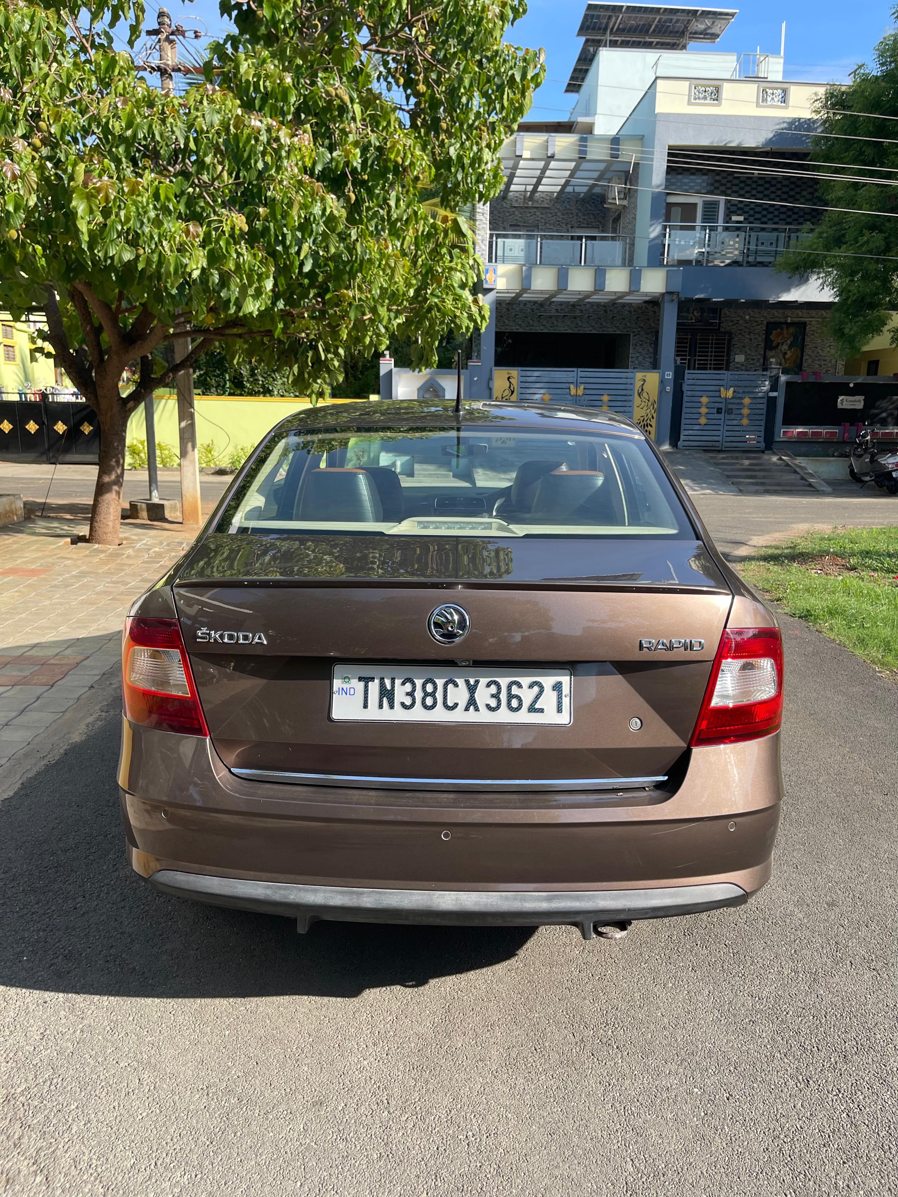 Skoda Rapid - Image 2