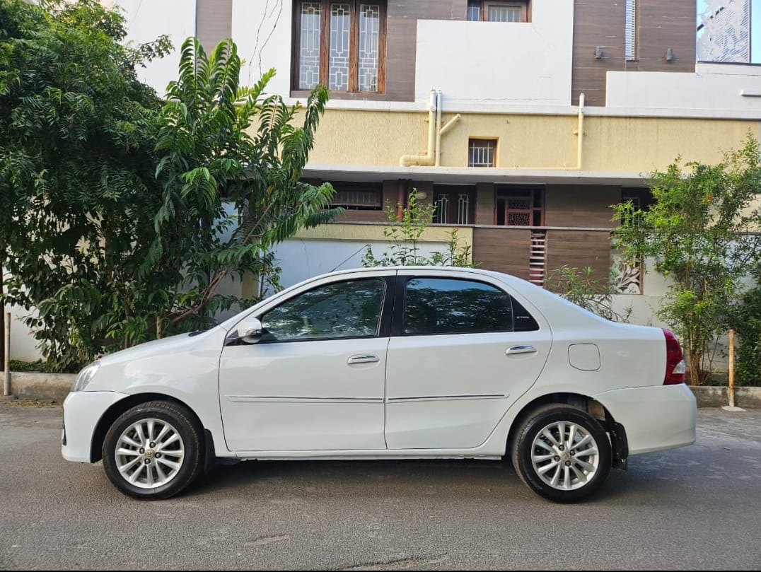 Toyota Etios - Image 3