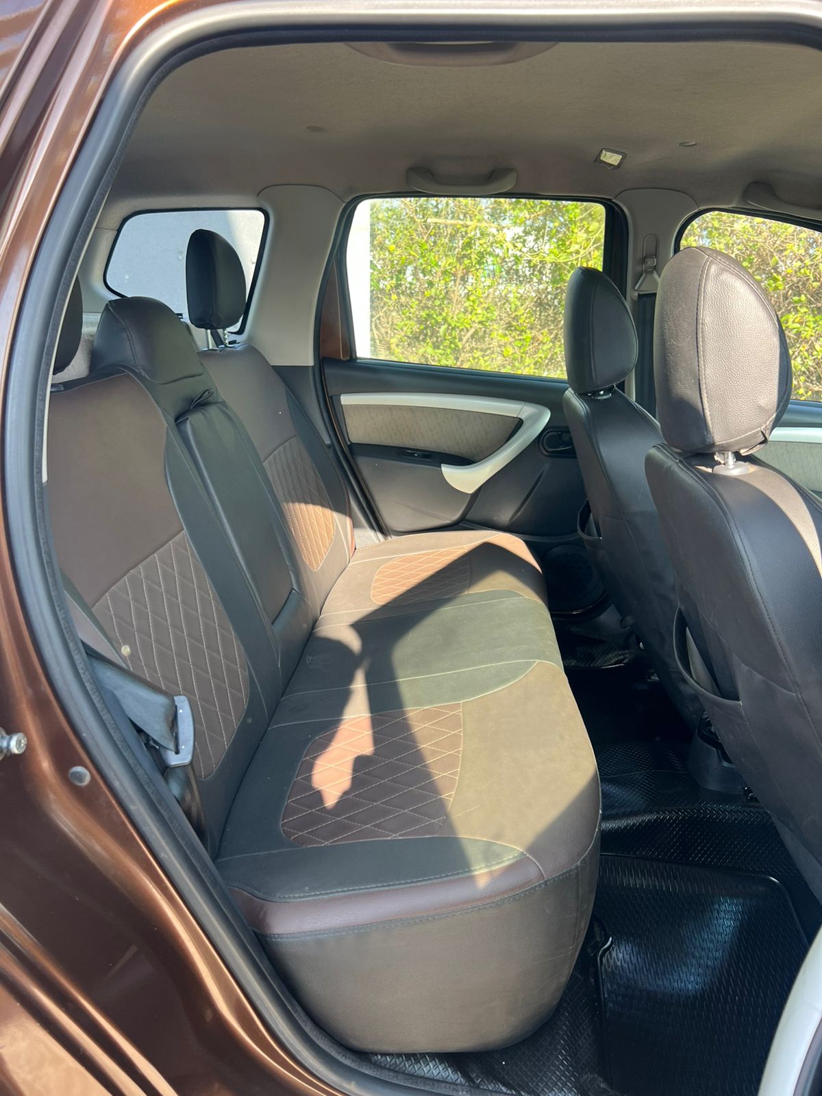 Renault Duster - Image 8
