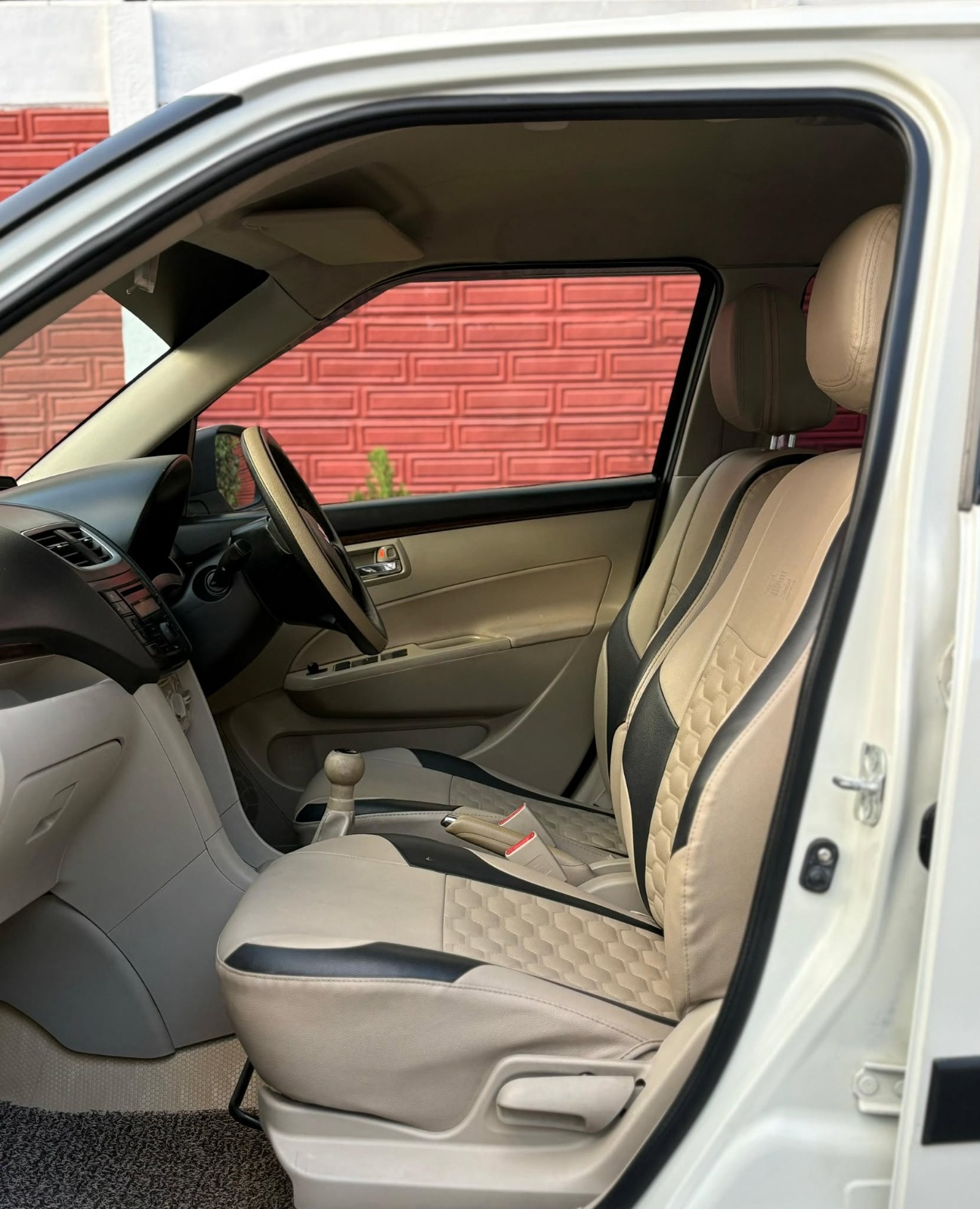 Maruti Suzuki Swift dzire