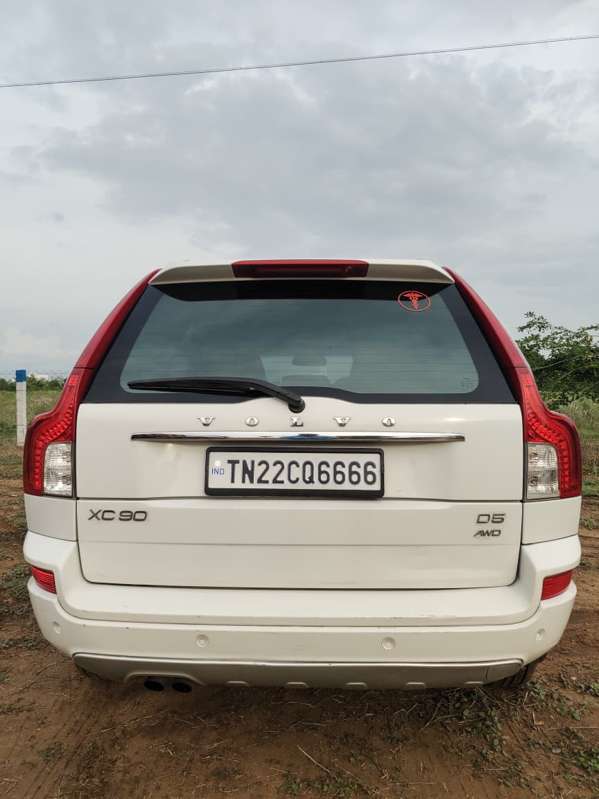 Volvo XC90 - Image 5