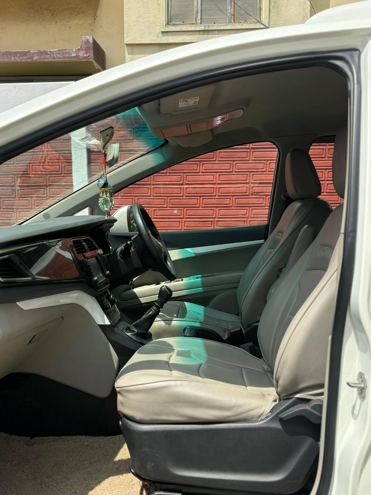 Mahindra Marazzo - Image 7