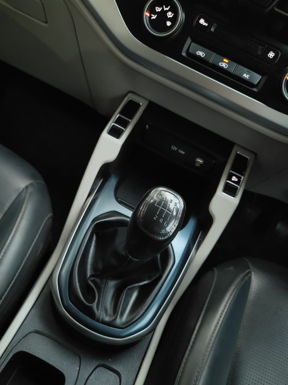 Kia carens - Image 1