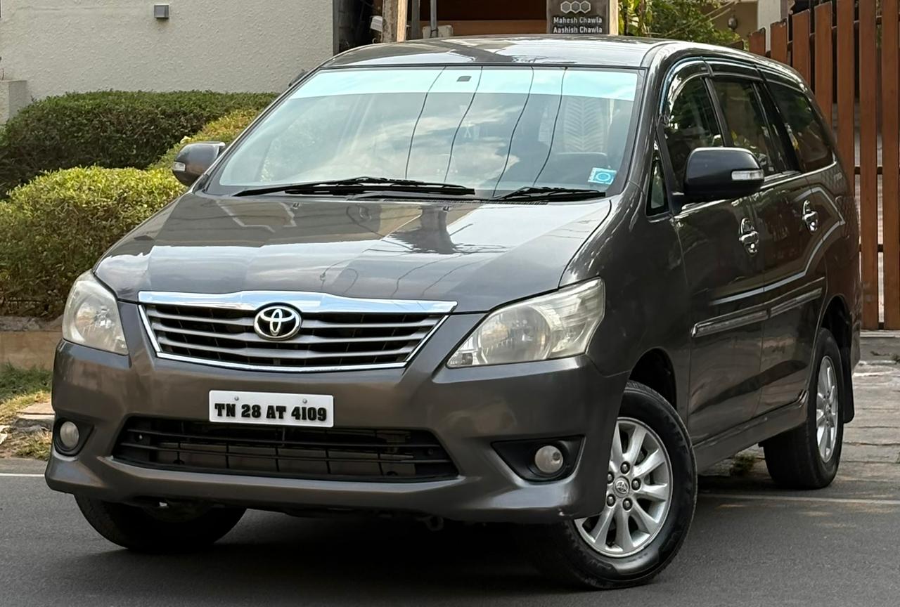 Toyota Innova - Image 5