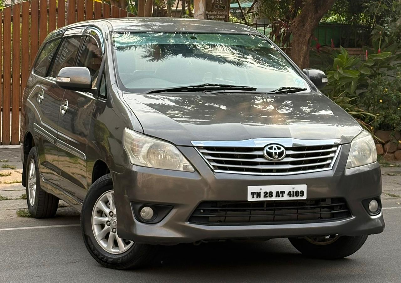 Toyota Innova - Image 9