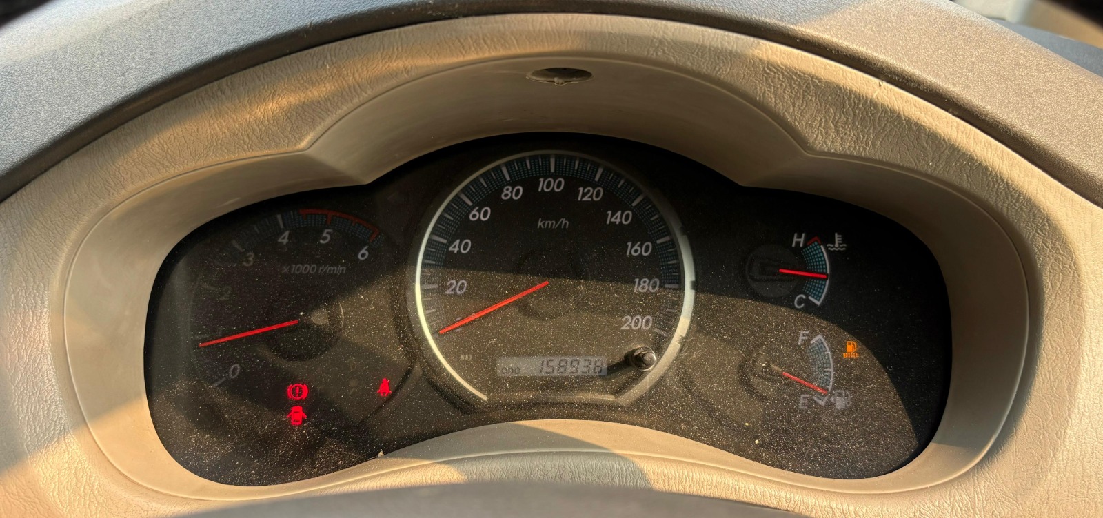 Toyota Innova - Image 3