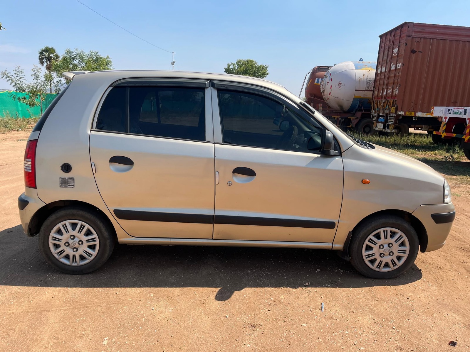 Hyundai Santro Xing - Image 4