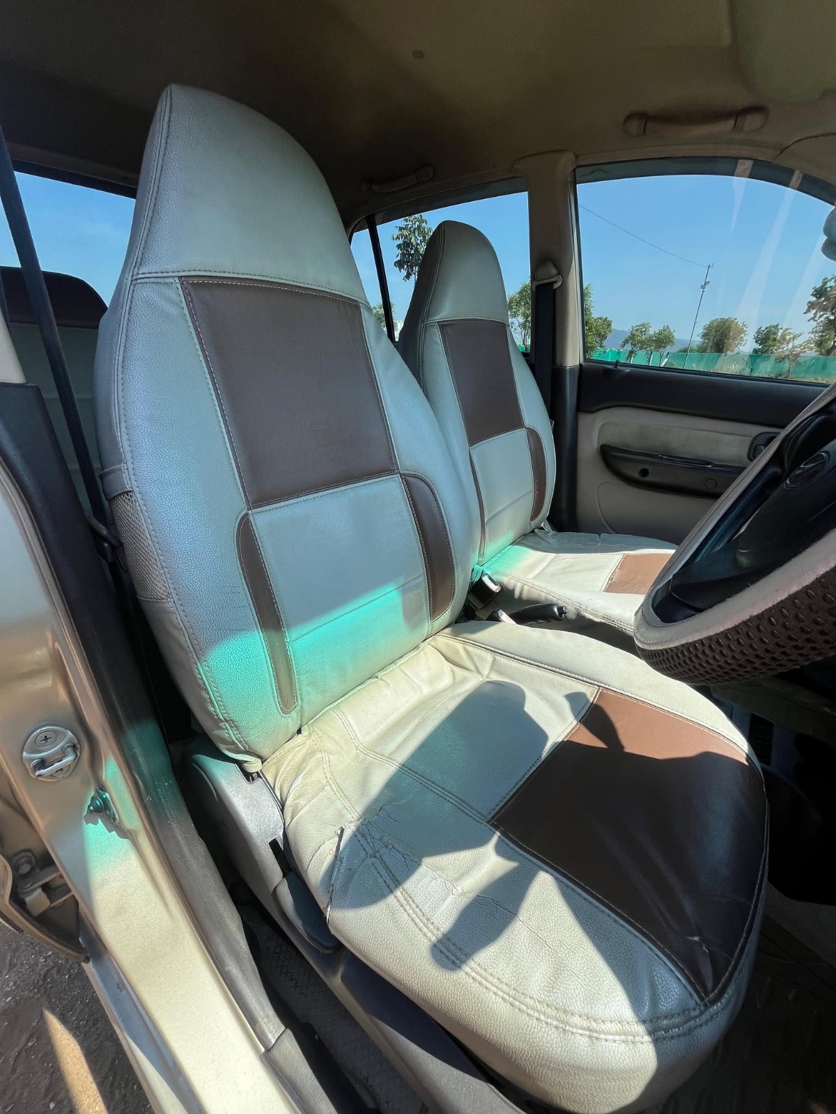 Hyundai Santro Xing - Image 2