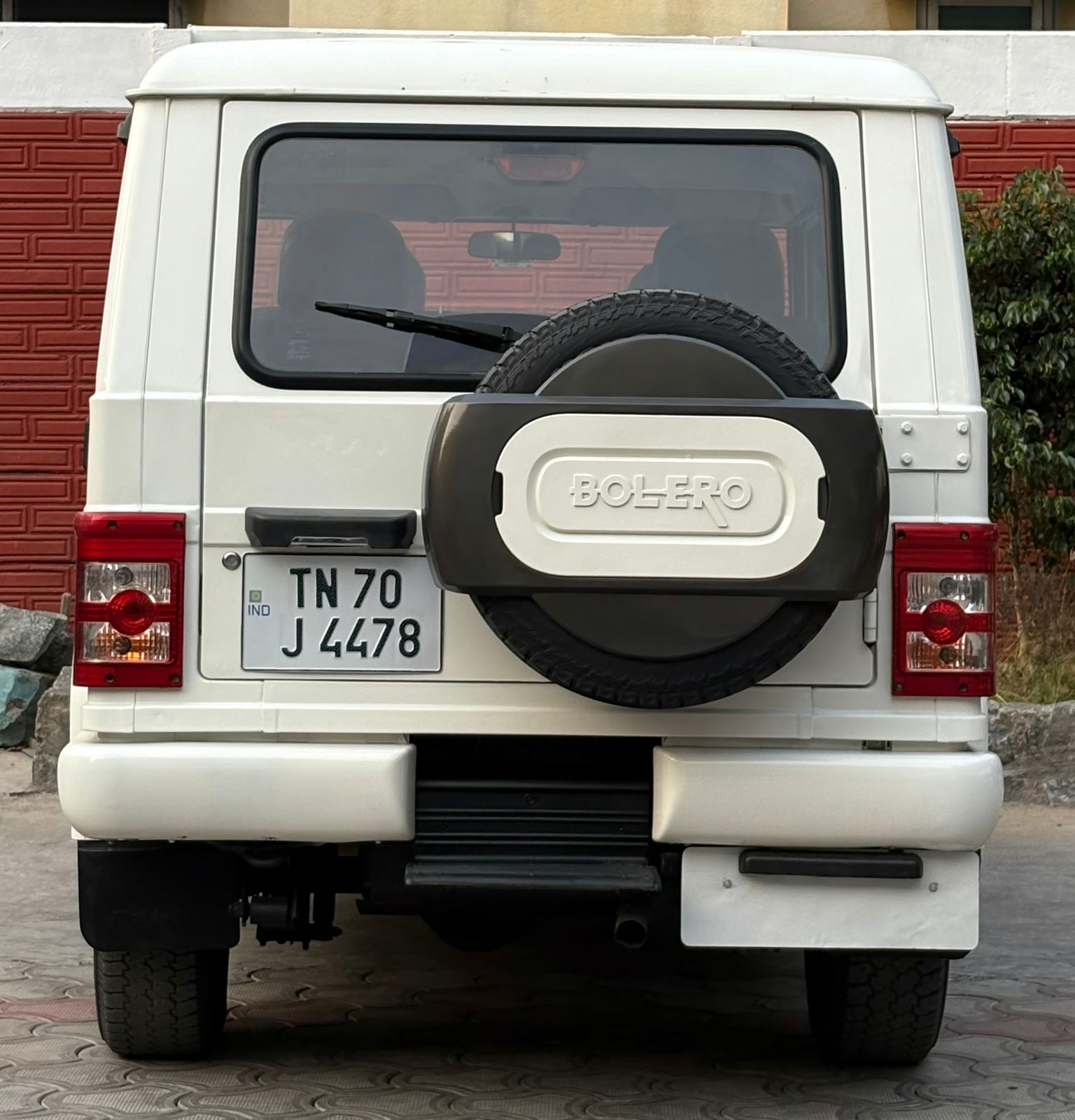 Mahindra Bolero - Image 5