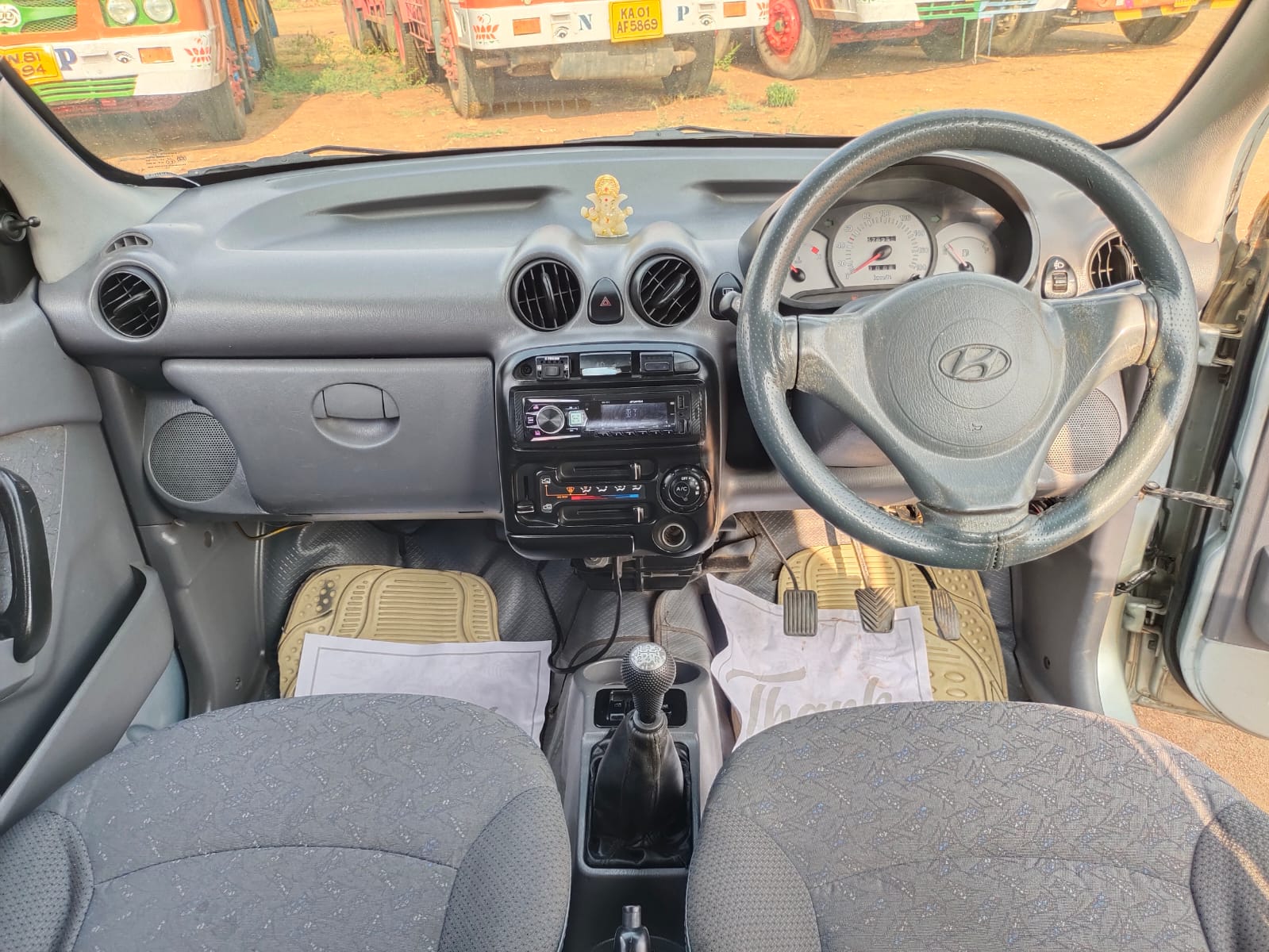 Hyundai Santro Xing - Image 5