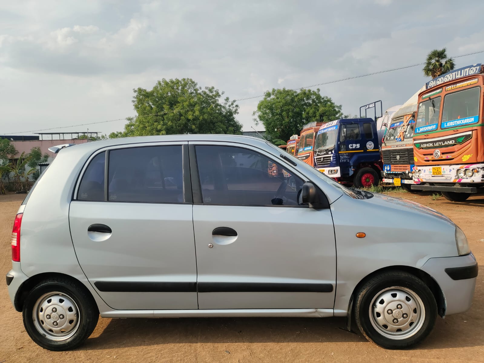 Hyundai Santro Xing - Image 6
