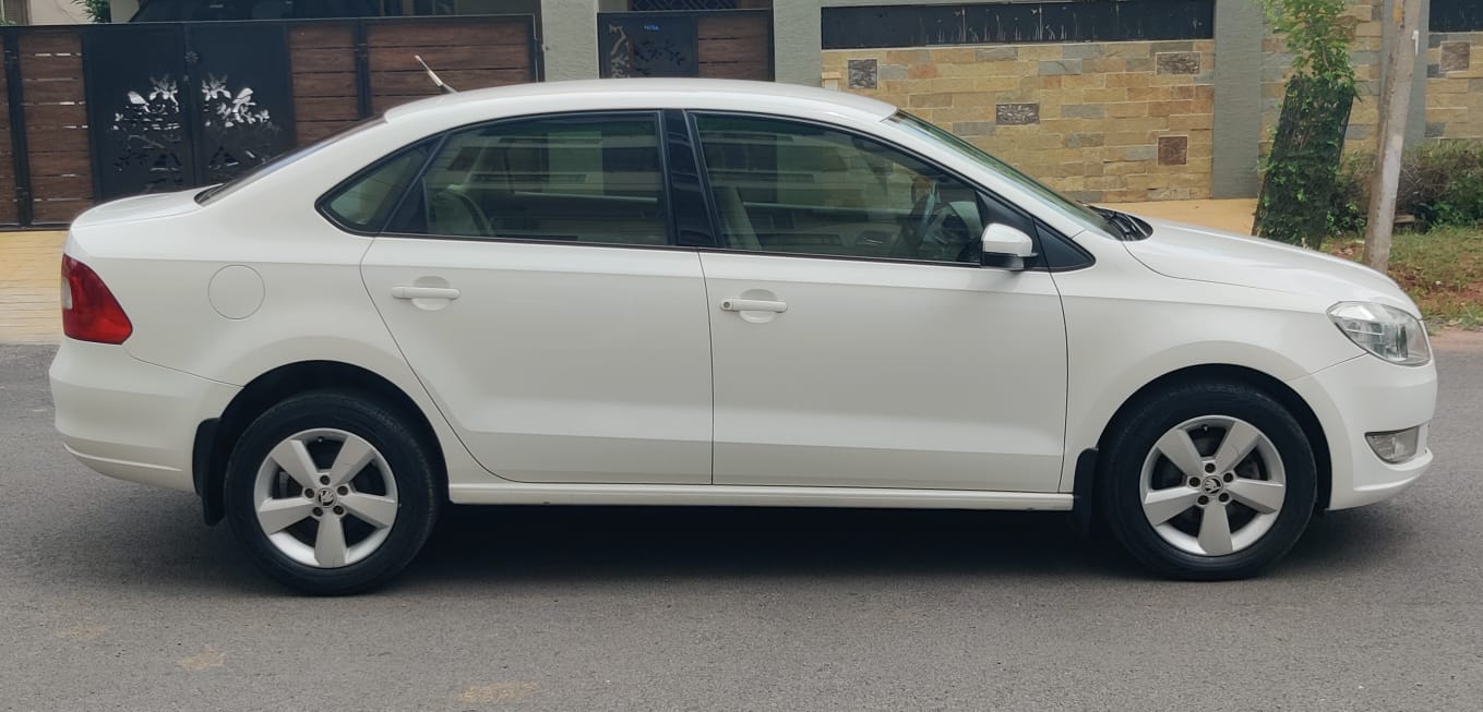 Skoda Rapid - Image 4