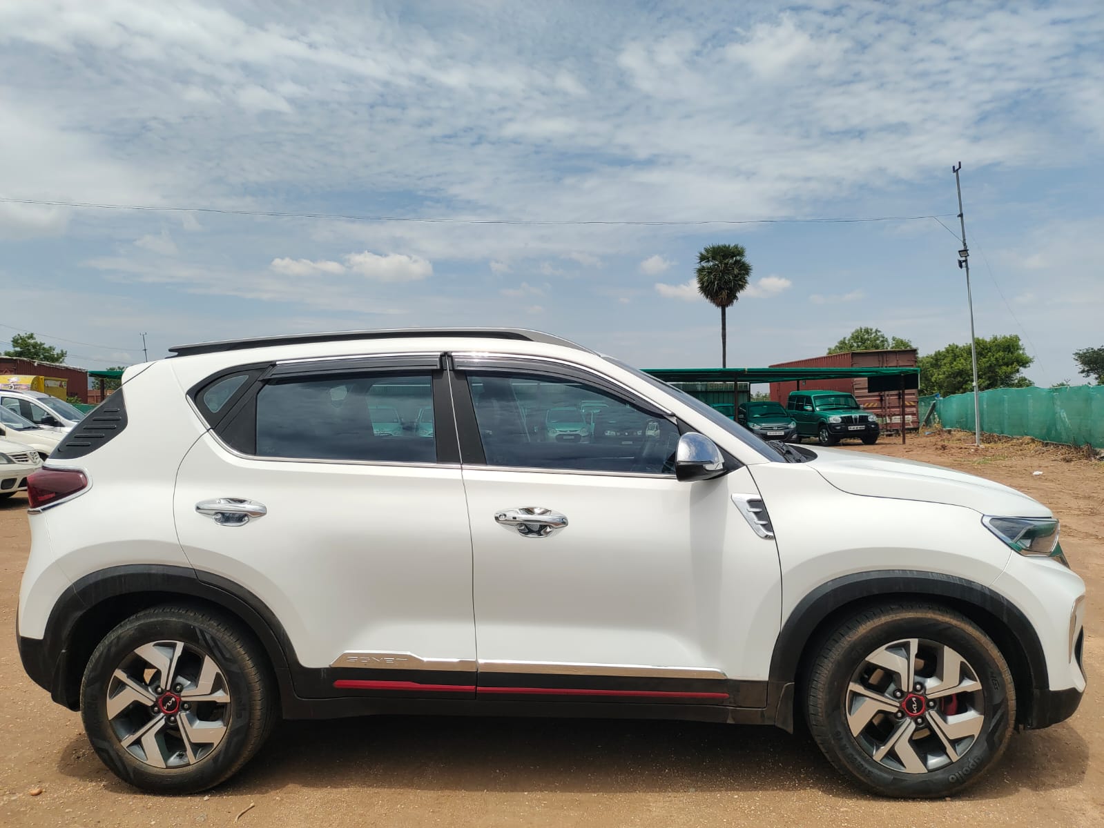 Kia Sonet - Image 5