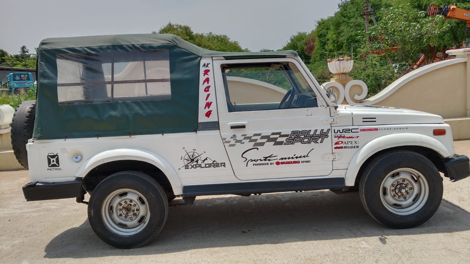 Maruti Suzuki Gypsy - Image 9