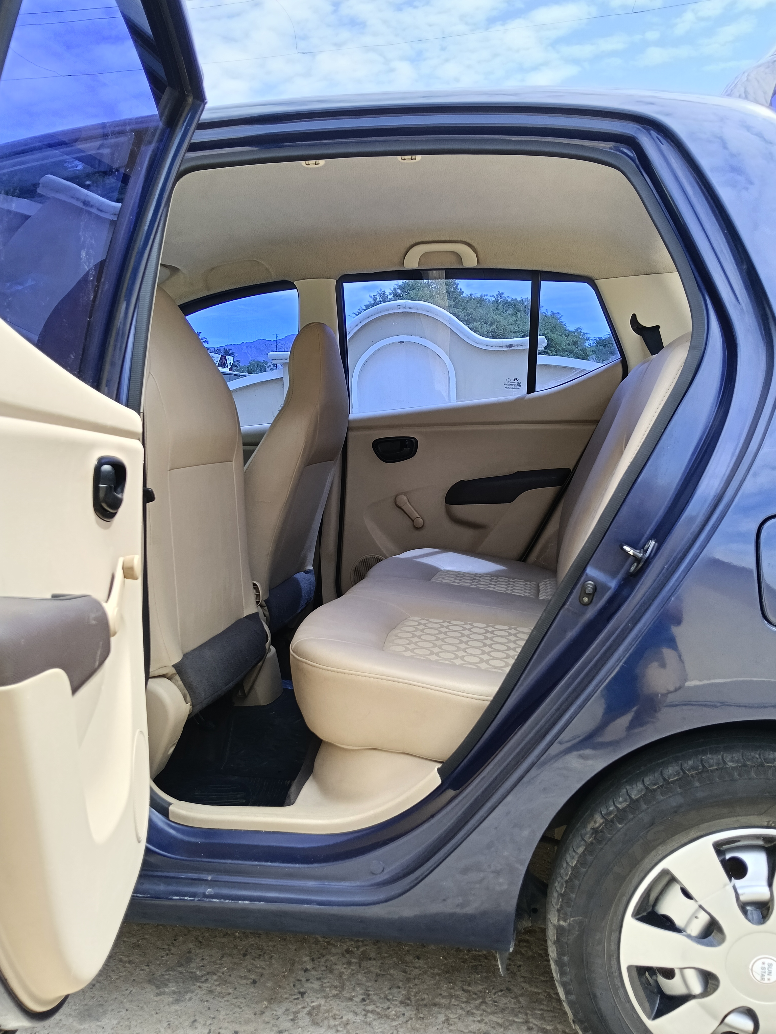 Hyundai i10 - Image 12