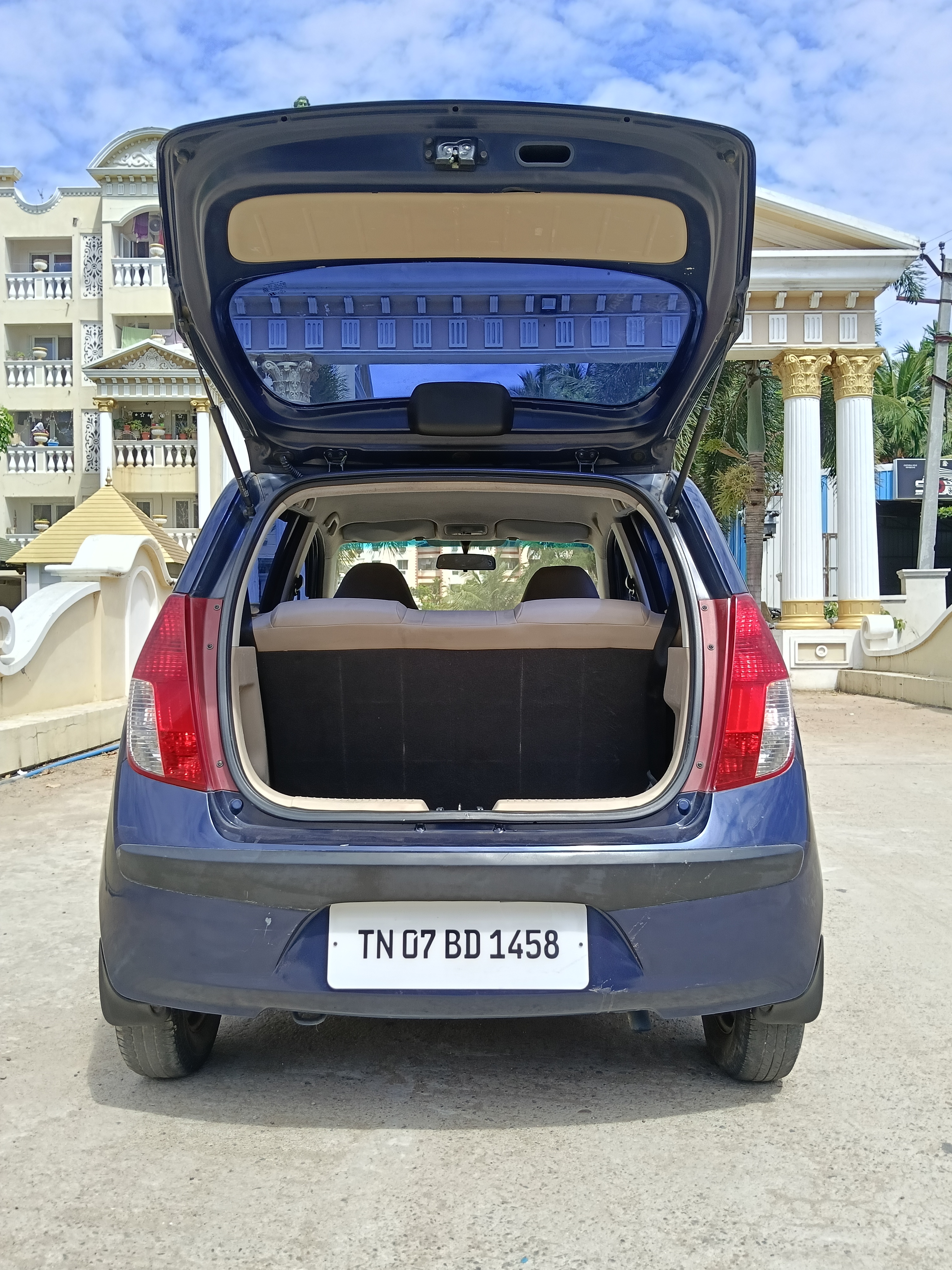 Hyundai i10 - Image 9