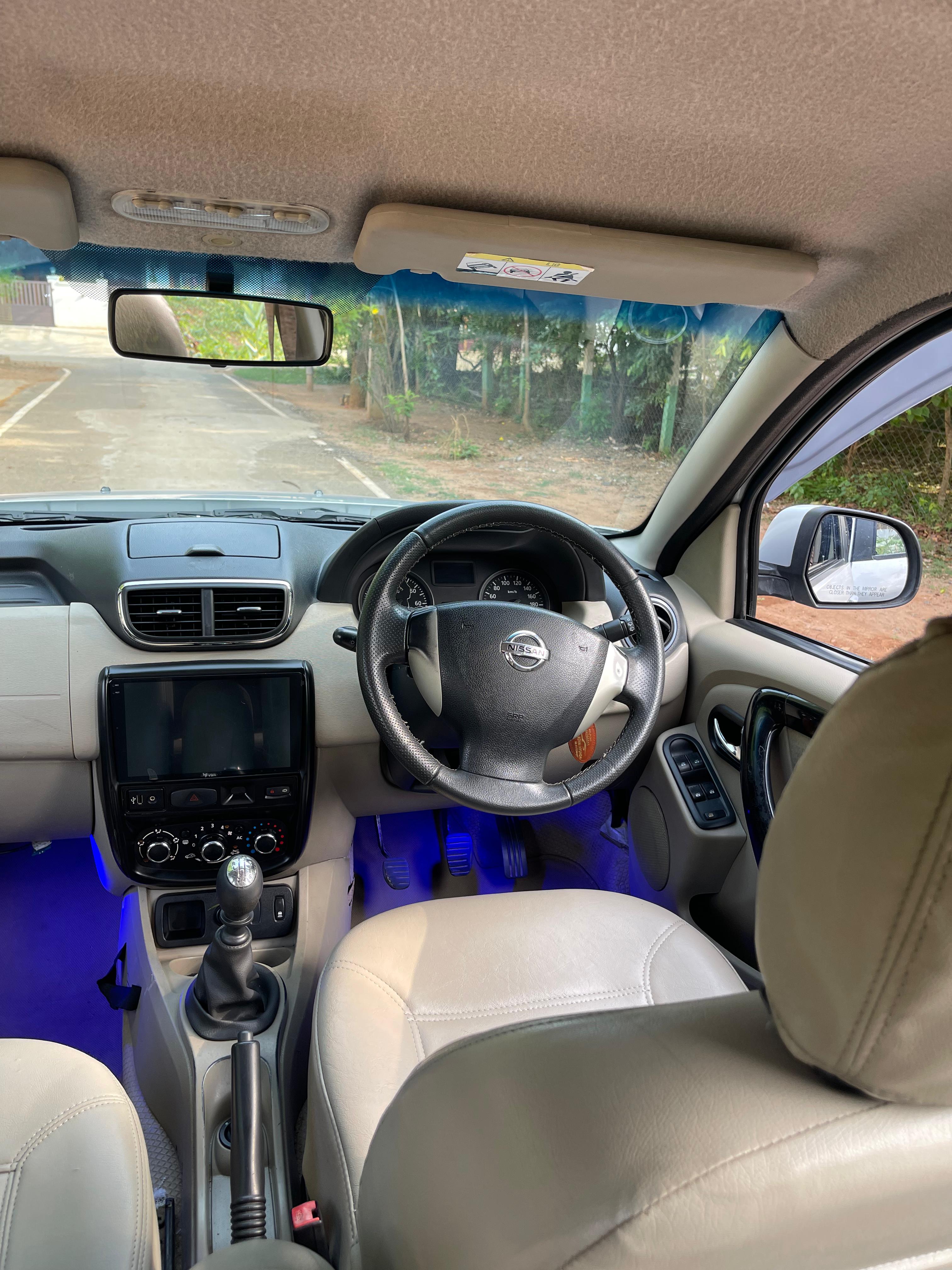 Nissan Terrano - Image 8