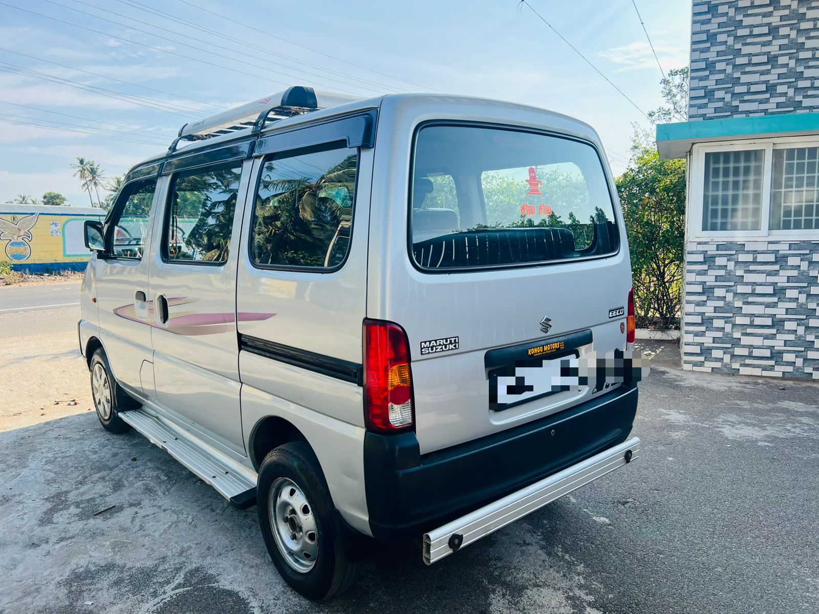 Maruti Suzuki Eeco - Image 7