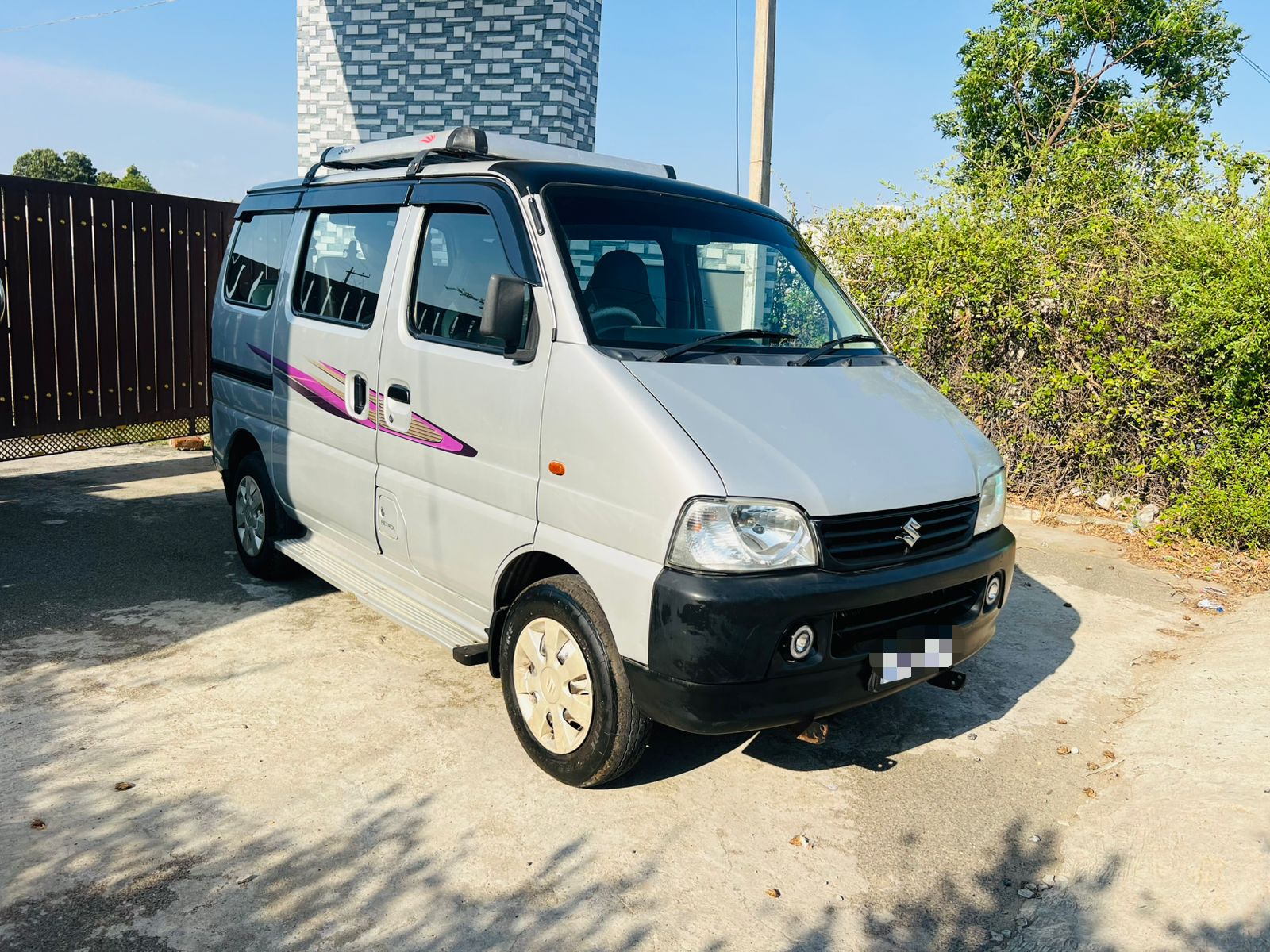 Maruti Suzuki Eeco - Image 2
