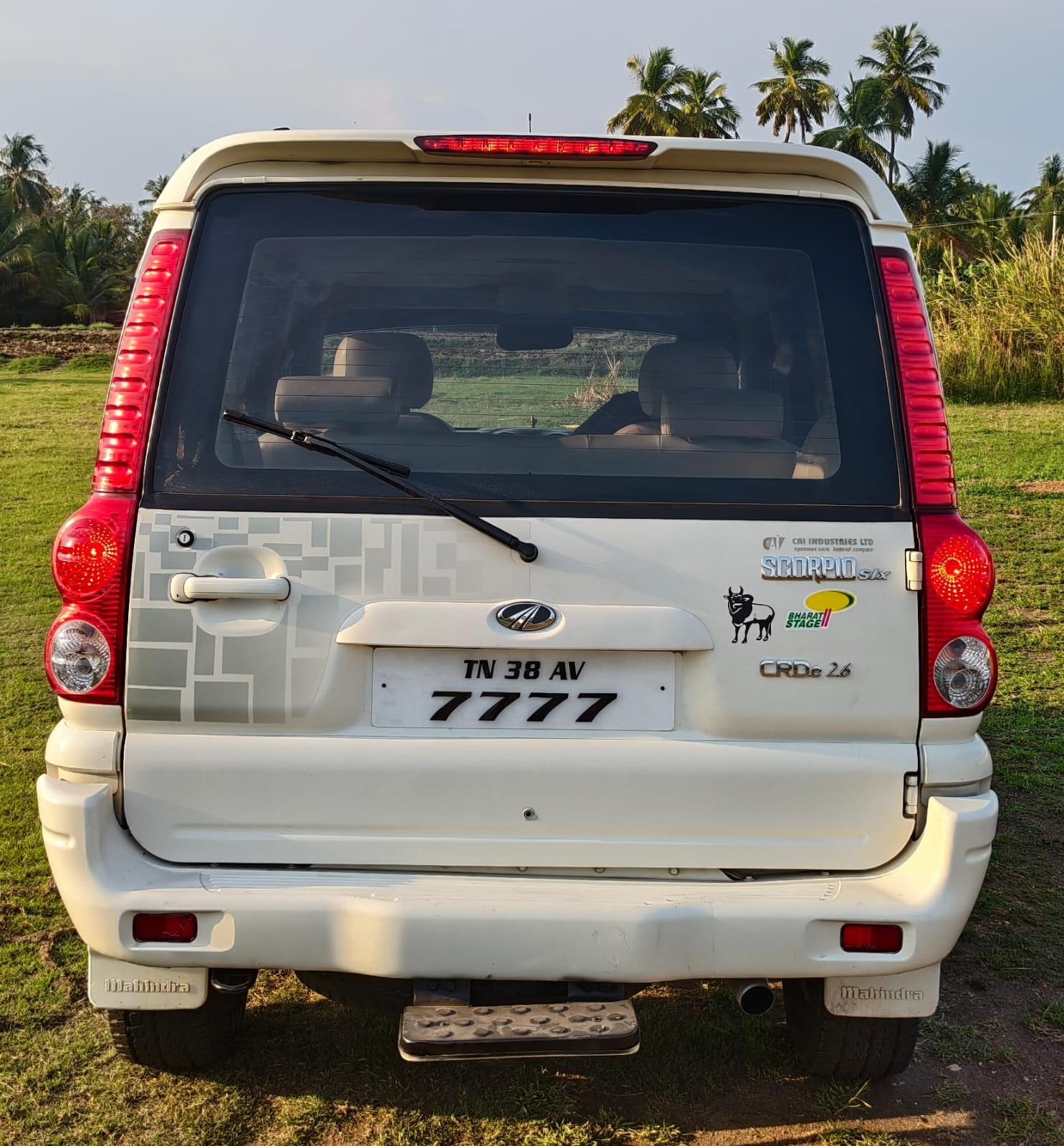 Mahindra Scorpio - Image 1