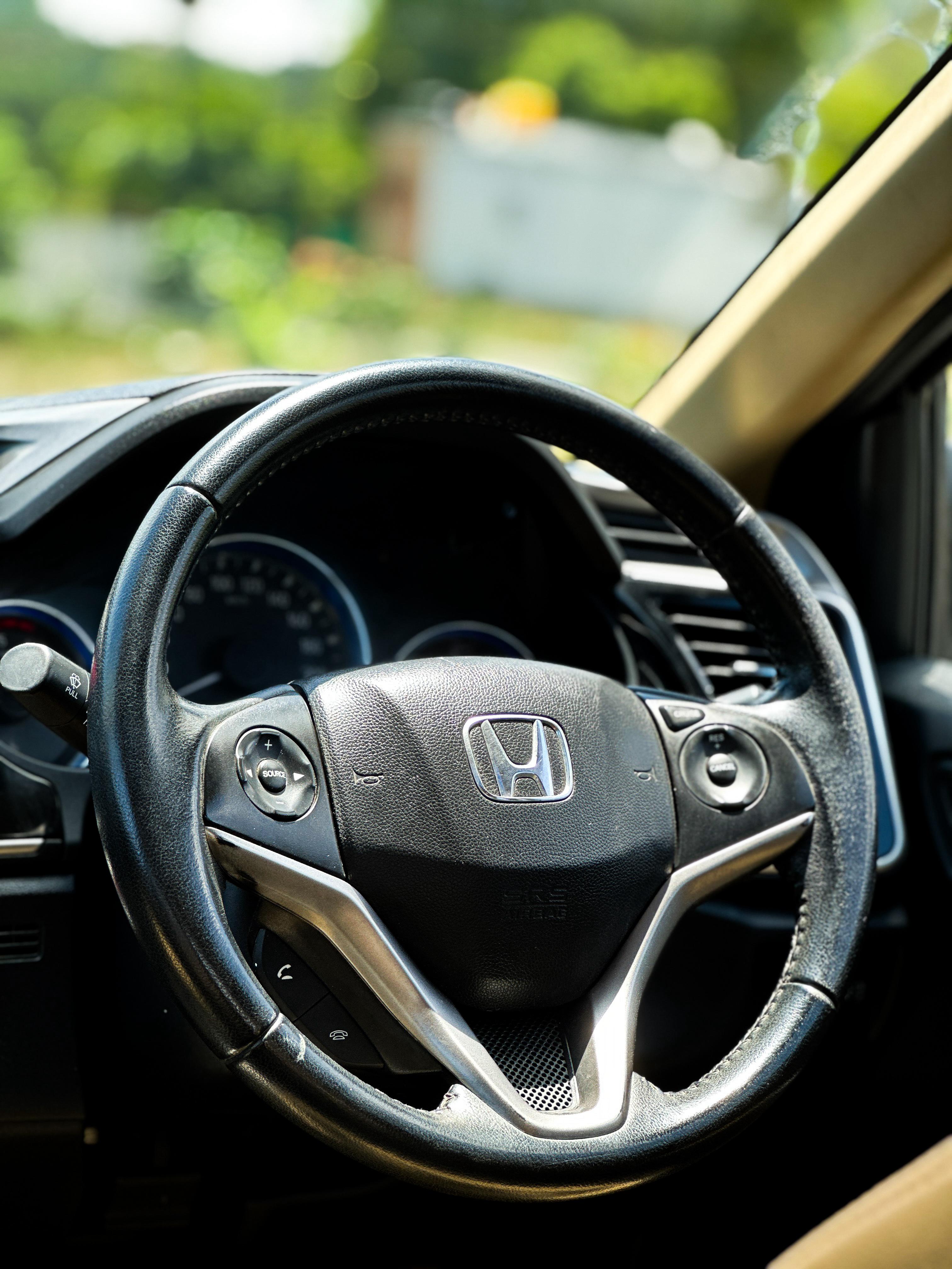 Honda City - Image 2