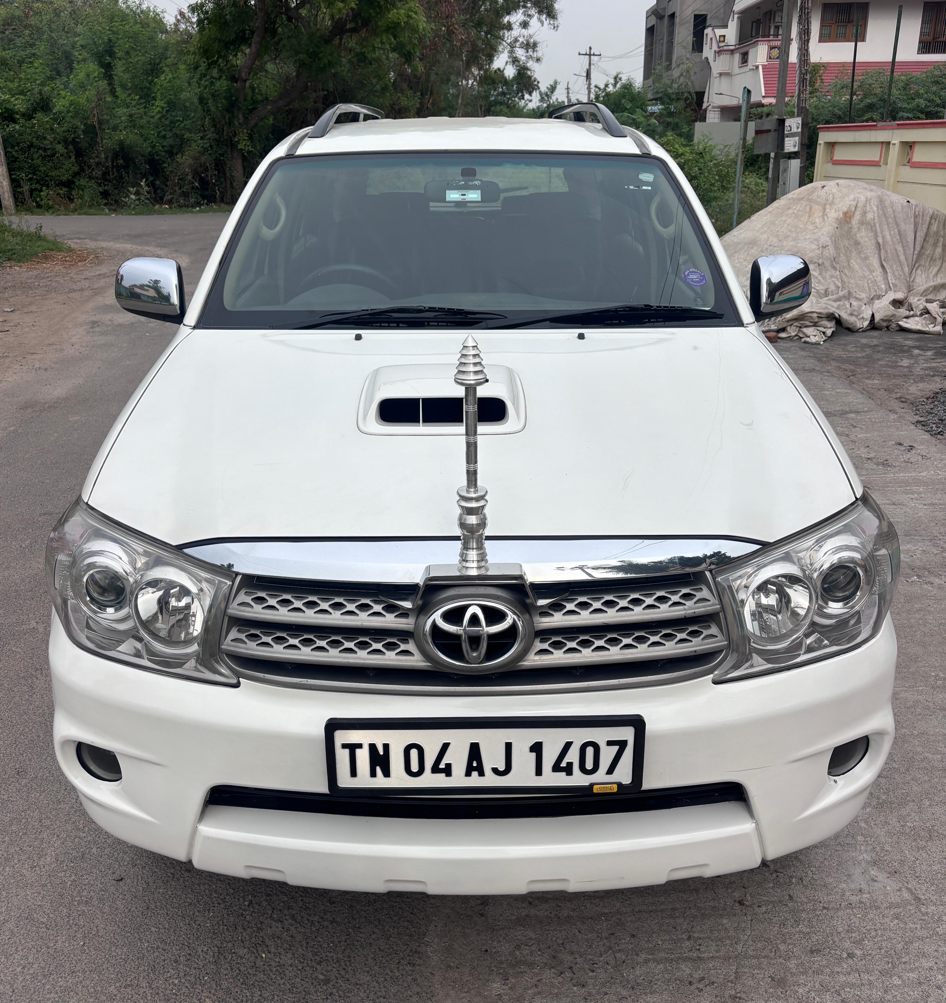 Toyota Fortuner - Image 11