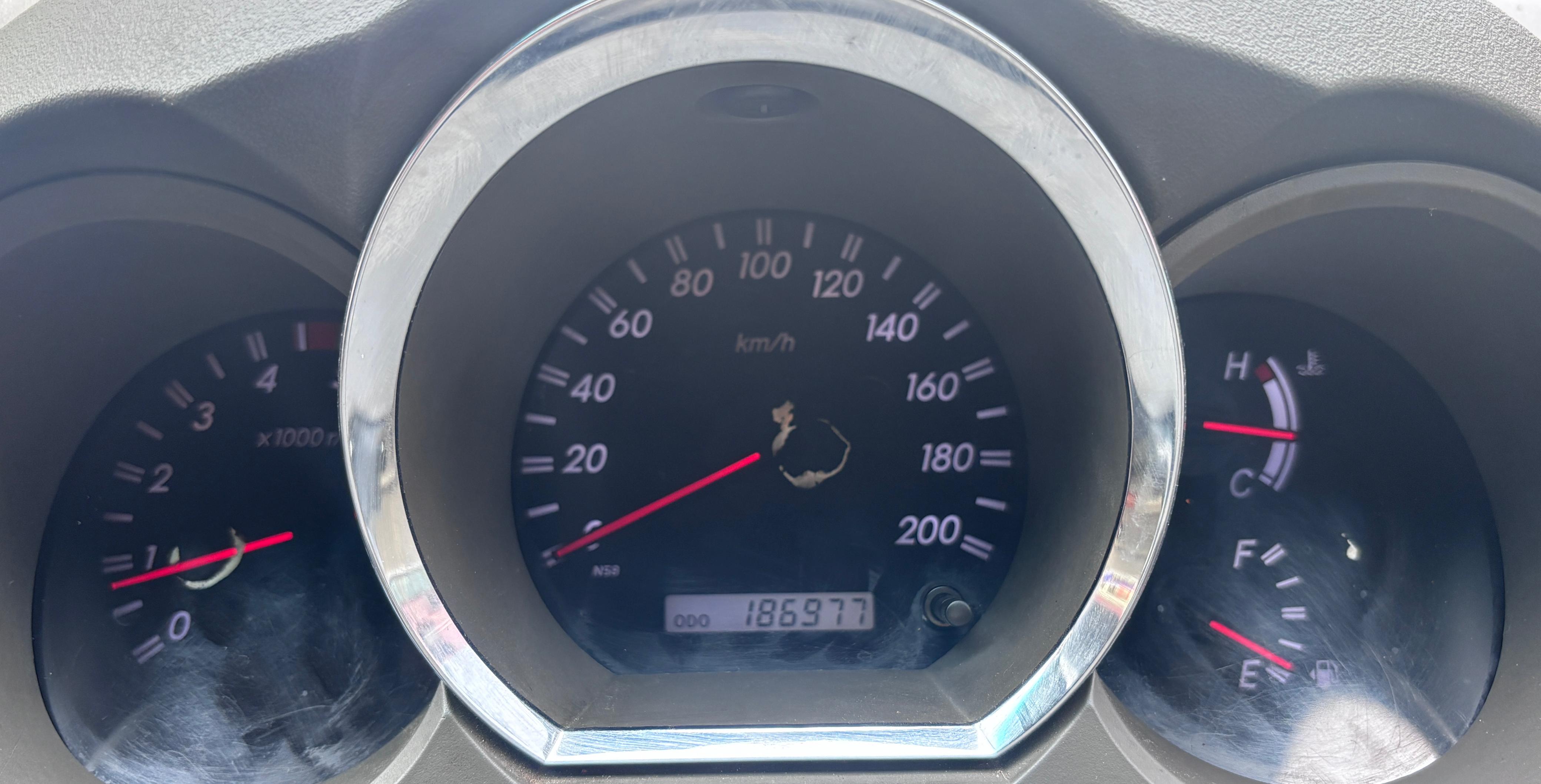 Toyota Fortuner - Image 4