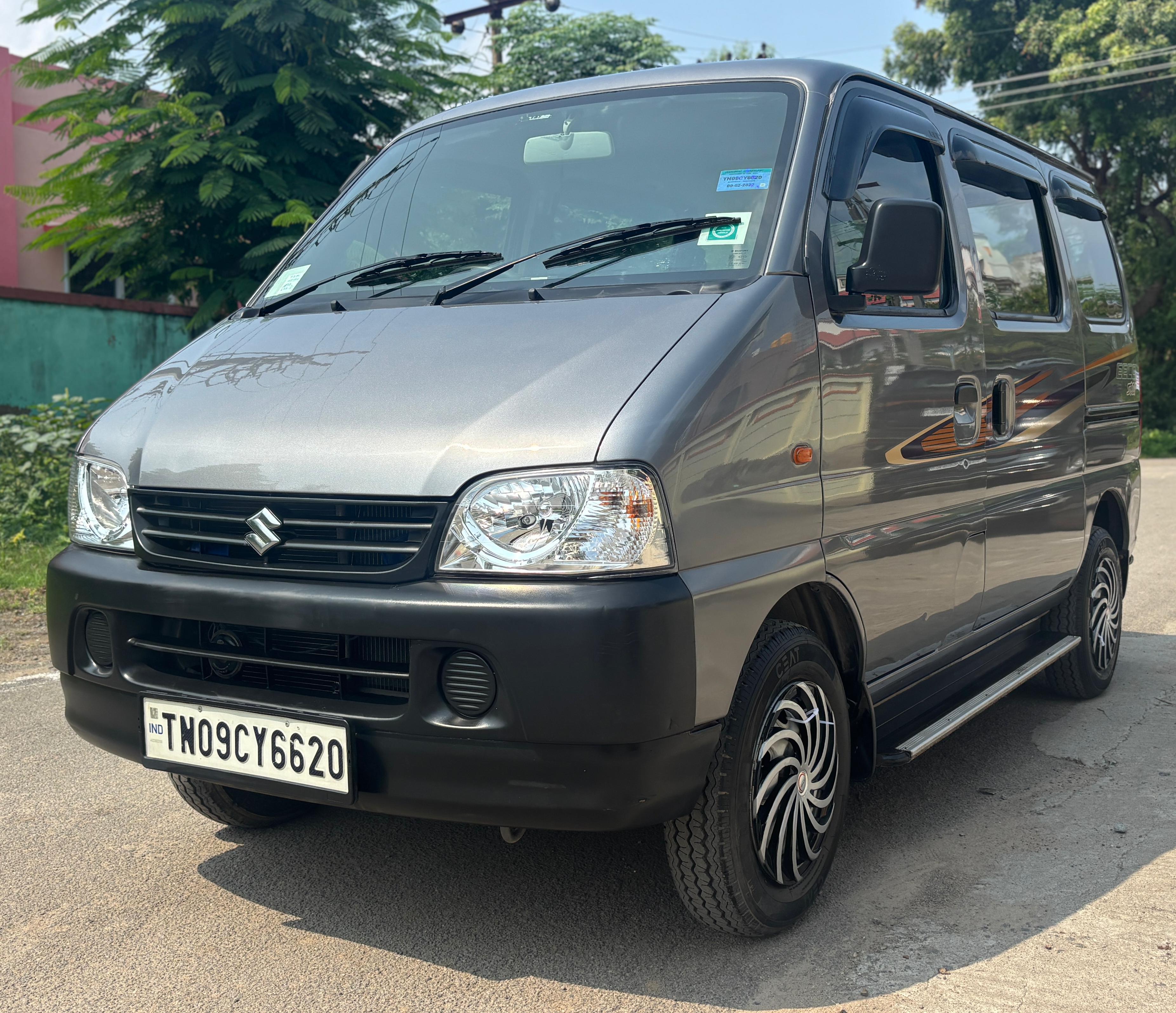 Maruti Suzuki Eeco - Image 2