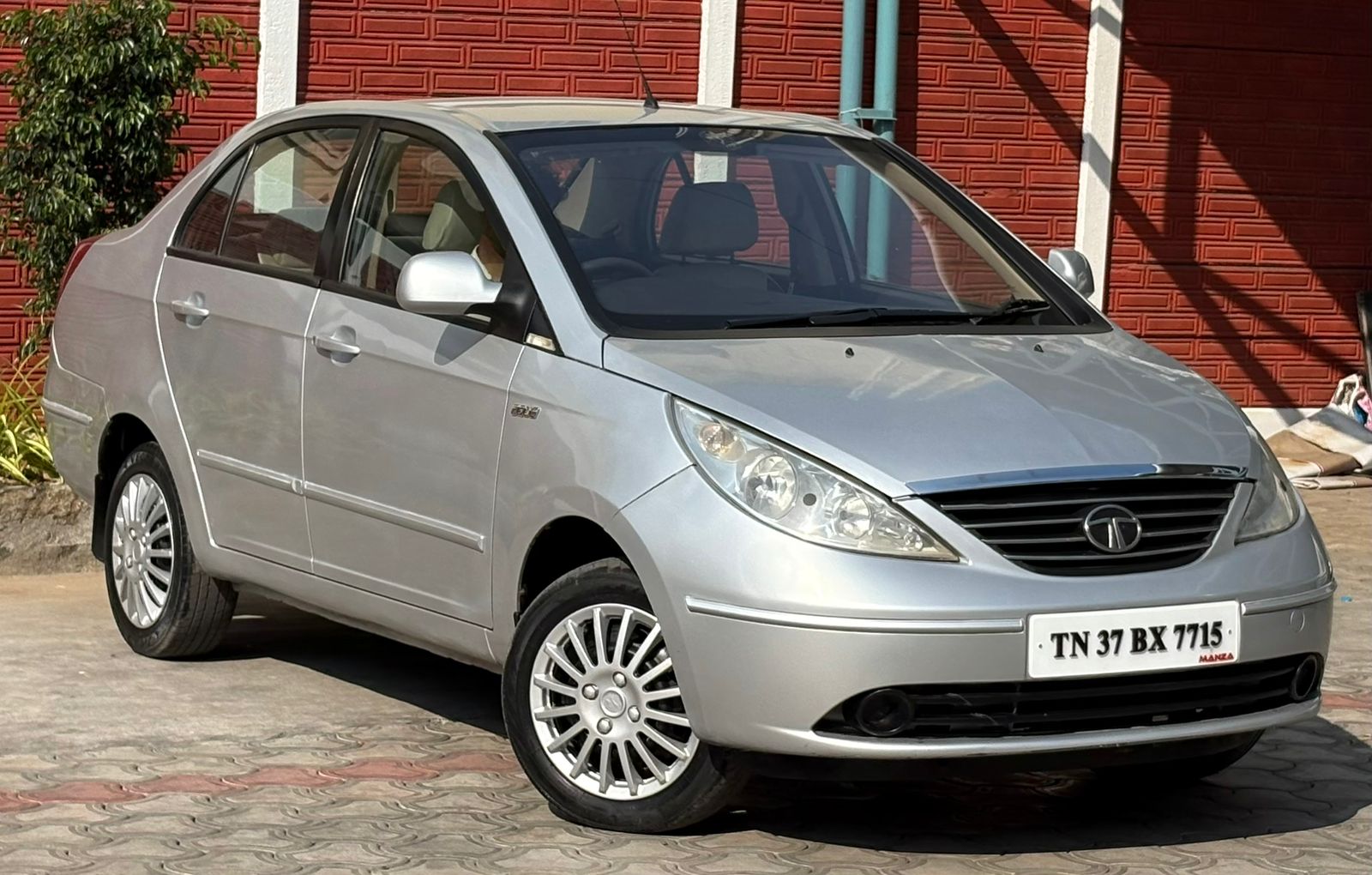 Tata indigo manza - Image 6