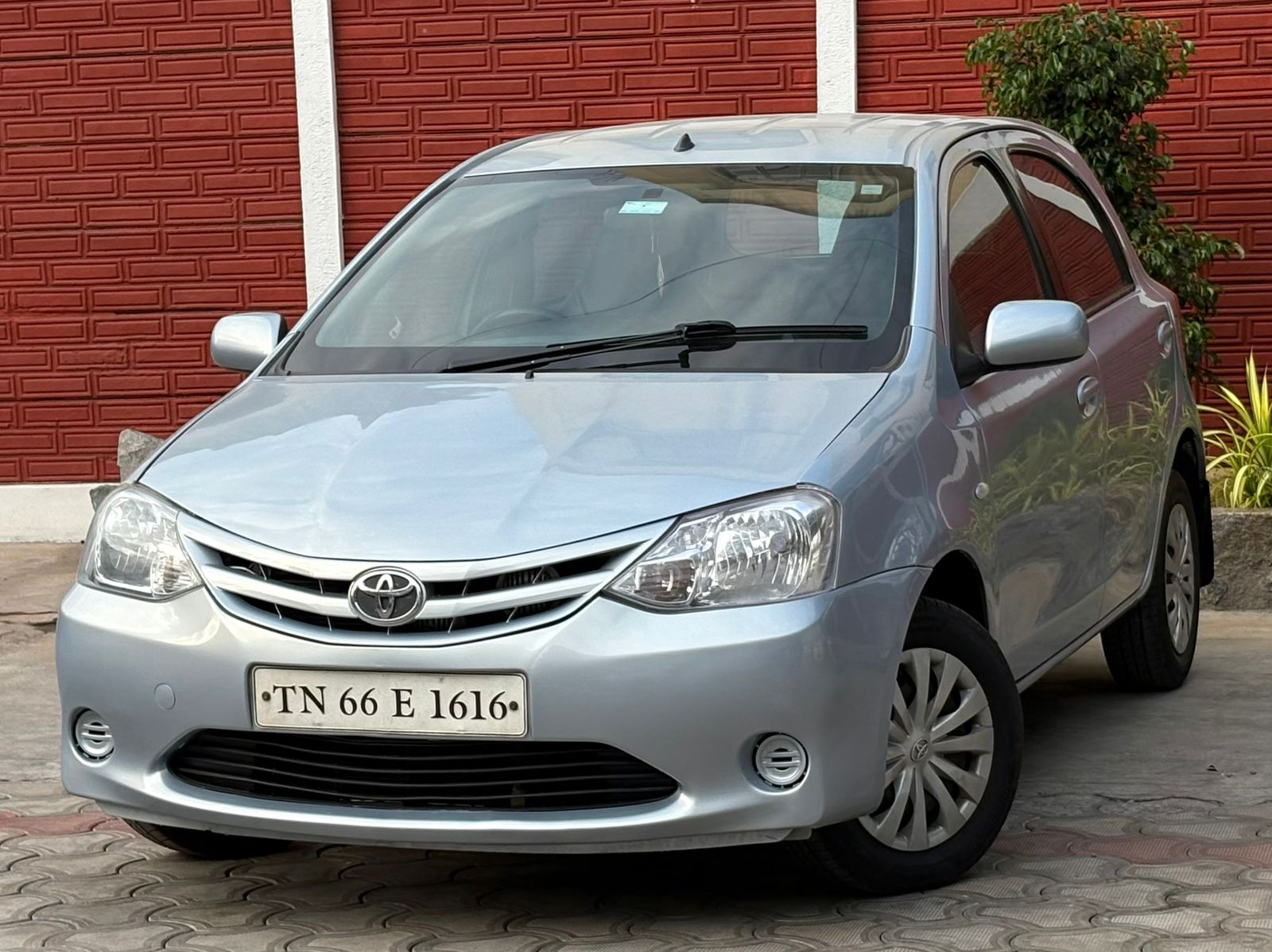 Toyota Etios Liva - Image 9