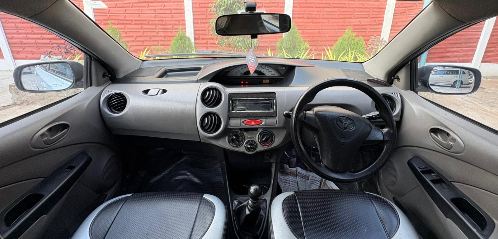 Toyota Etios Liva - Image 5