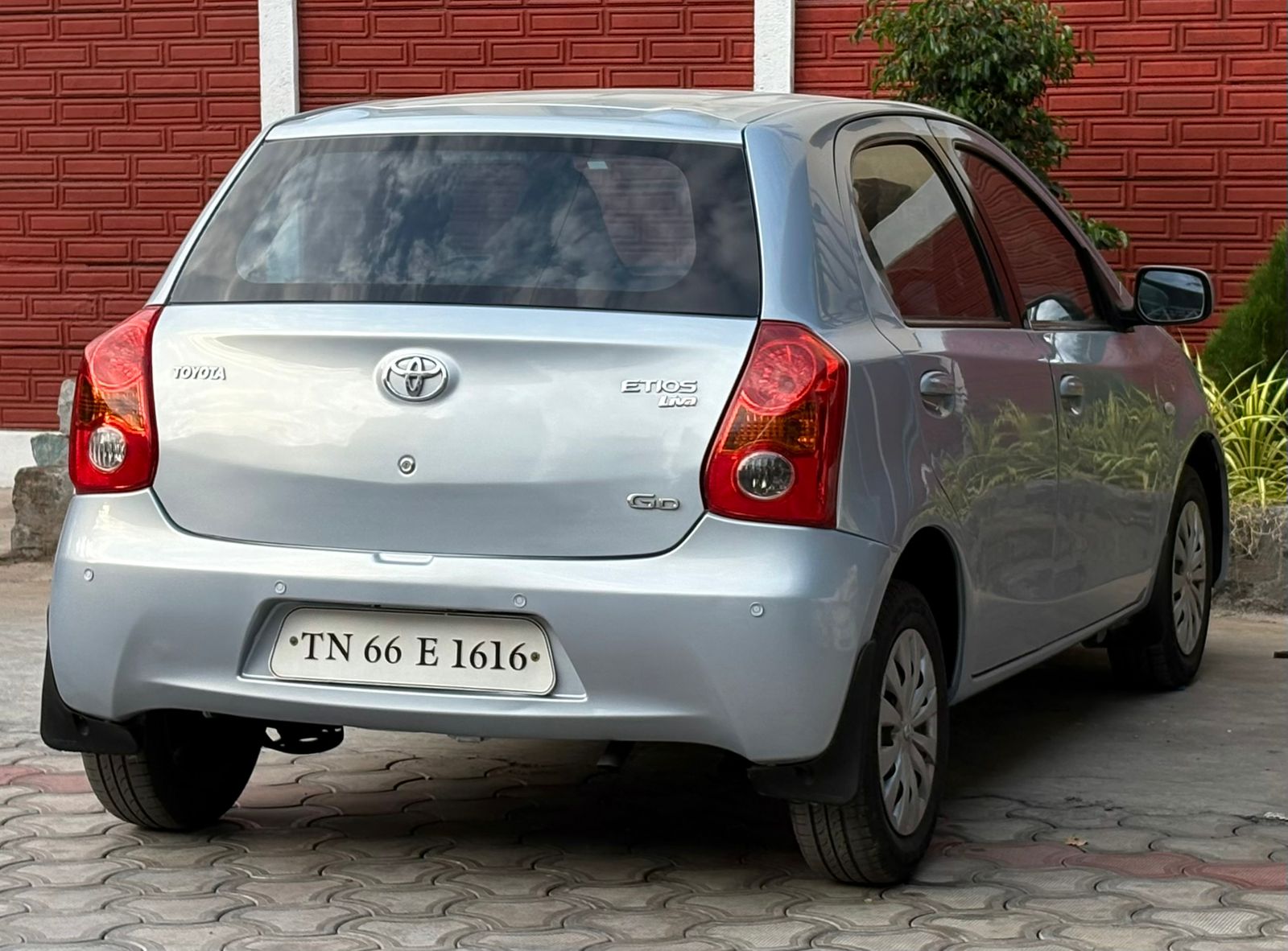 Toyota Etios Liva - Image 8