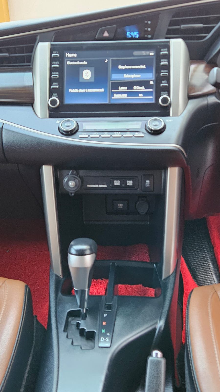 Toyota Innova Crysta - Image 9