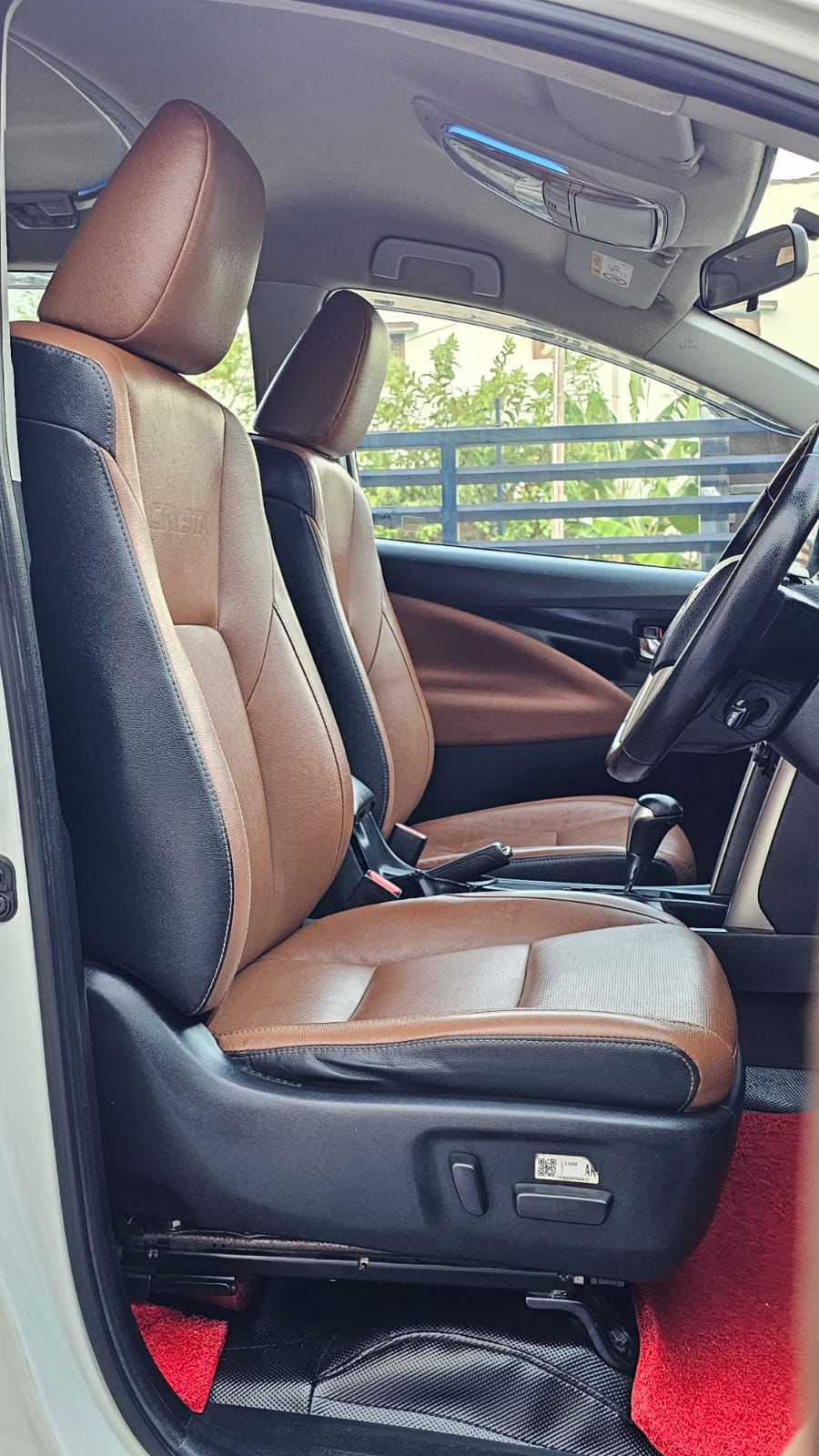 Toyota Innova Crysta - Image 5
